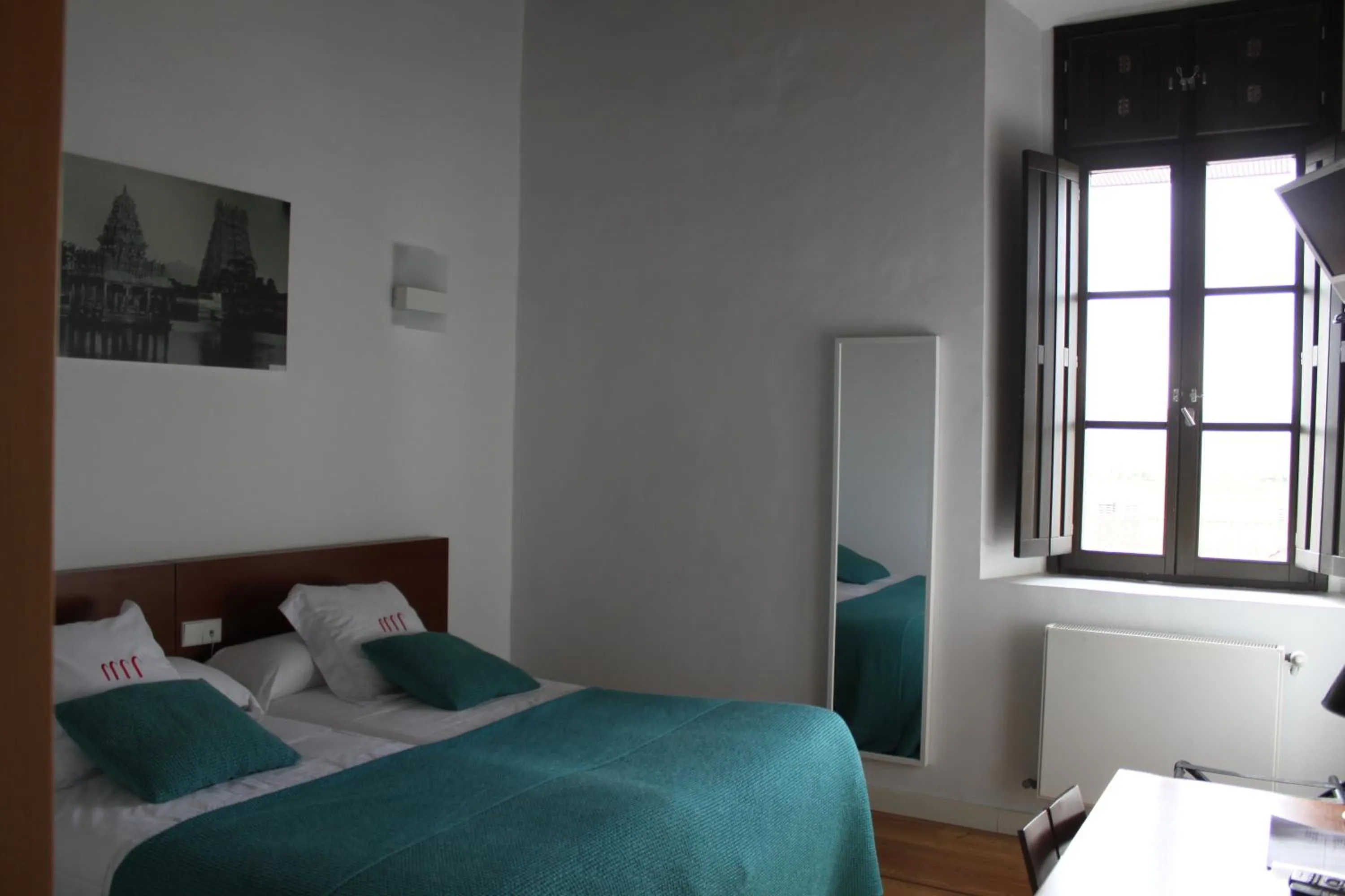 Bedroom, Bed in Hospedería de Alesves