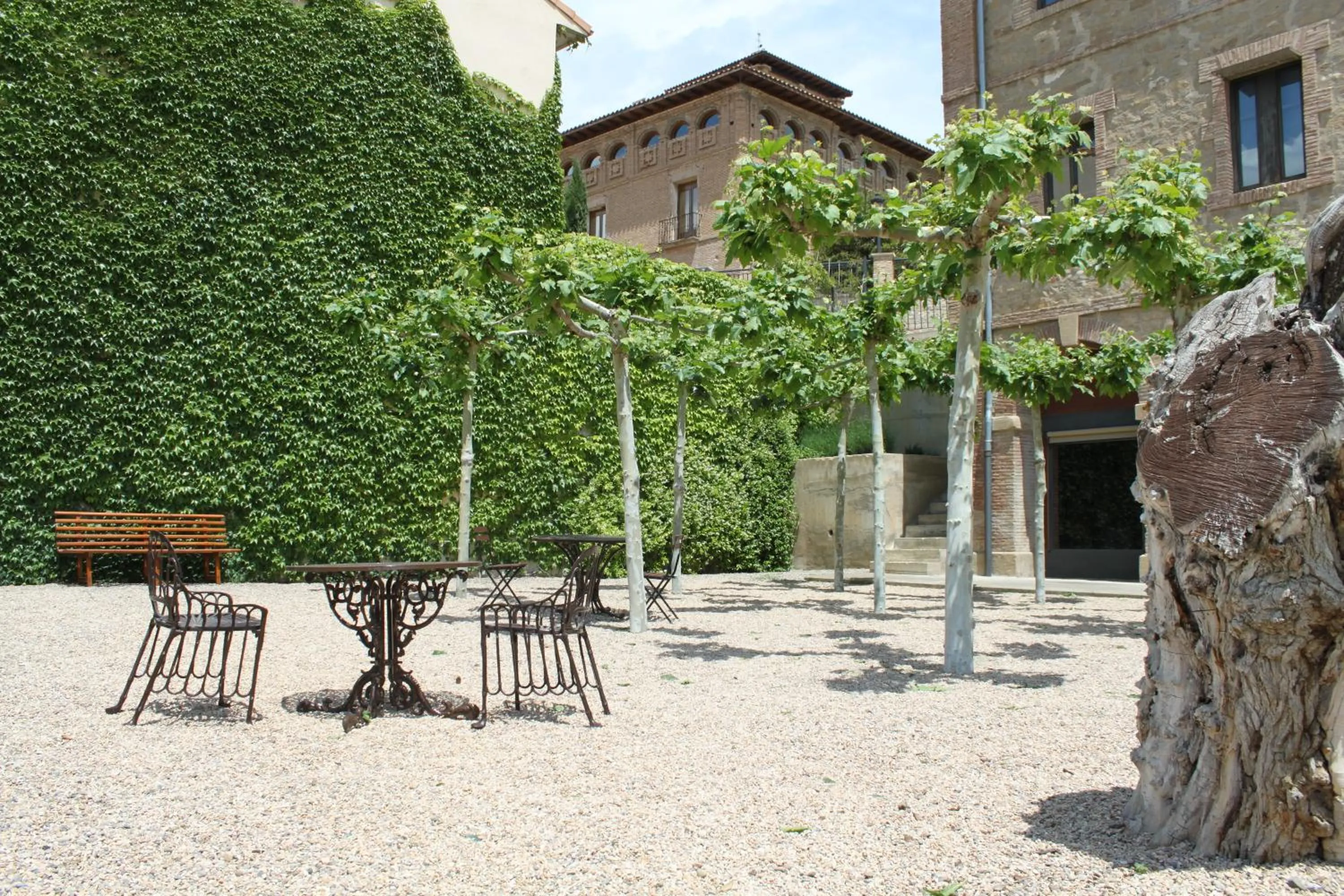 Garden in Hospedería de Alesves