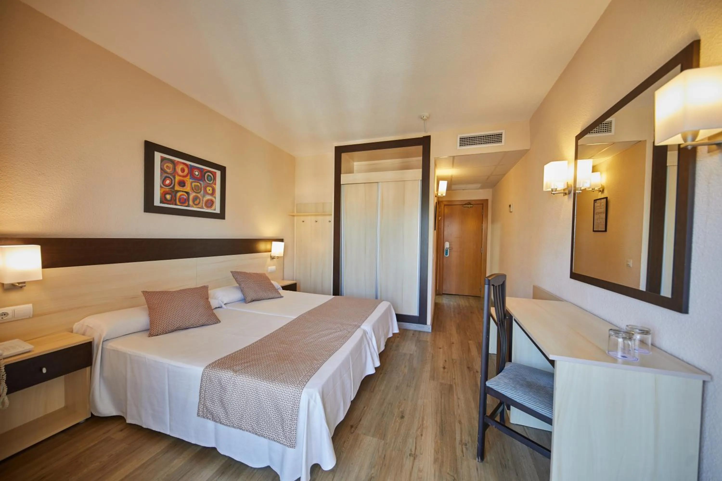 Pool view, Bed in Sandos Griego