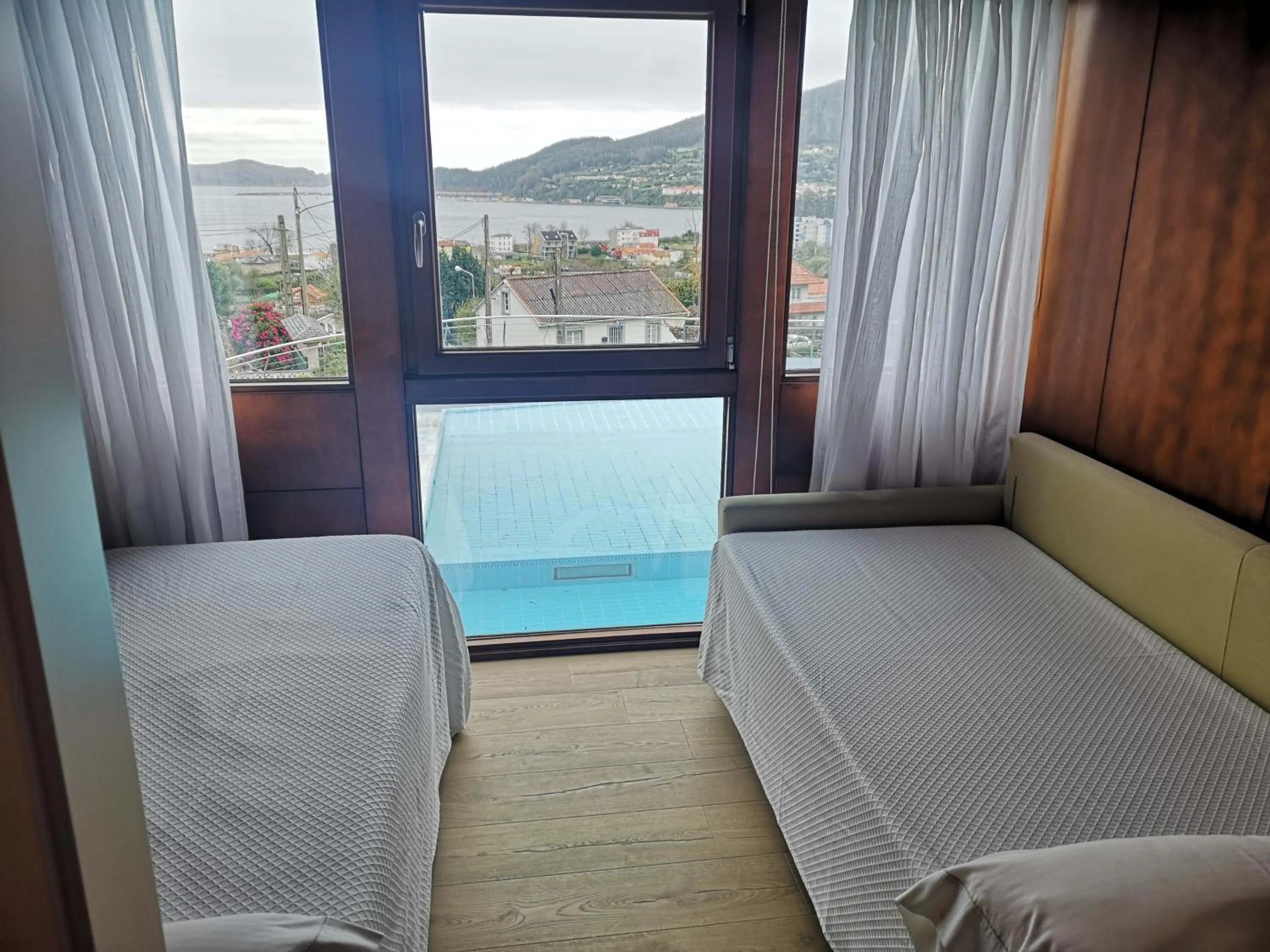 Bedroom, Bed in Hotel Herbeira