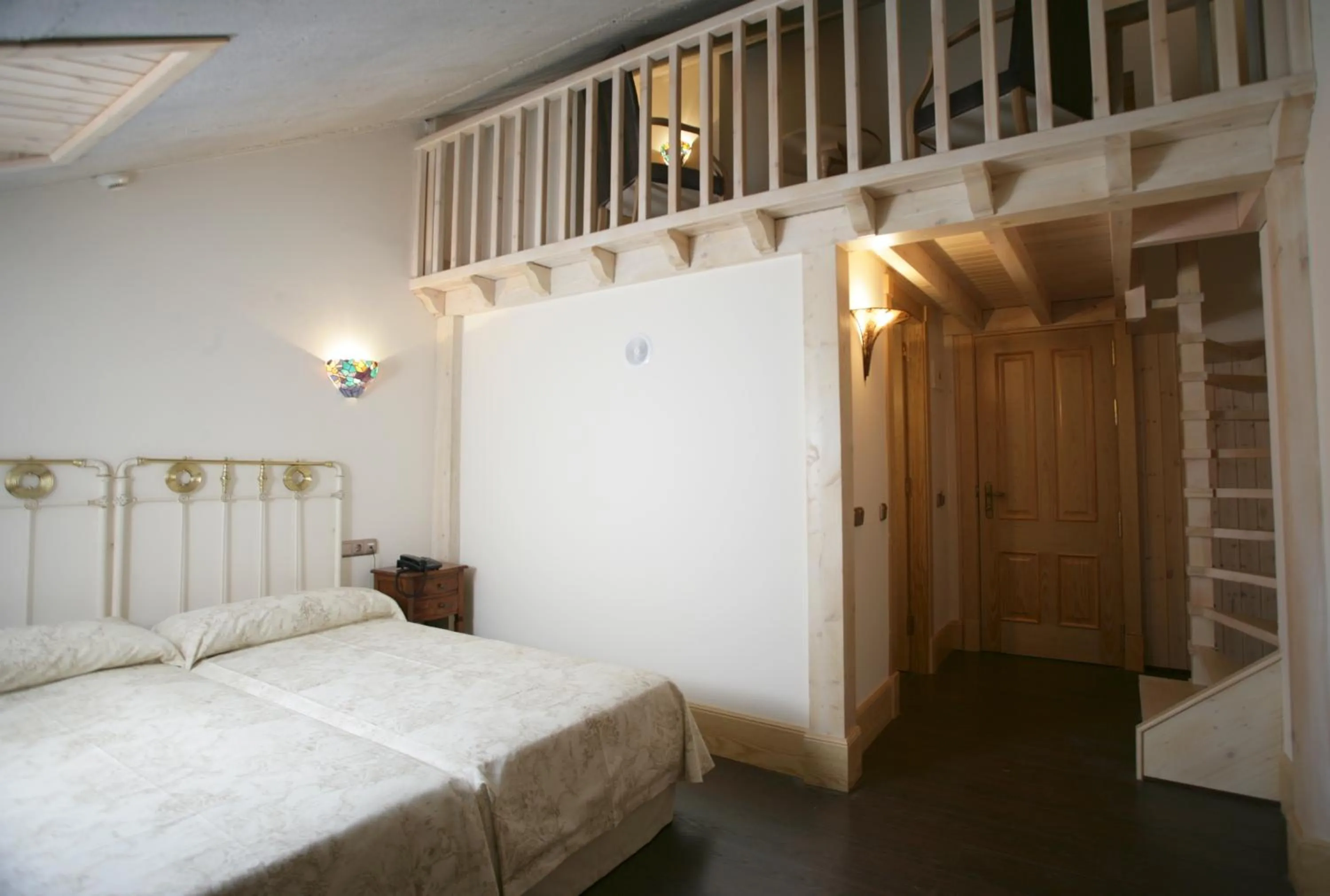 Photo of the whole room, Bed in Hotel Balneario La Hermida