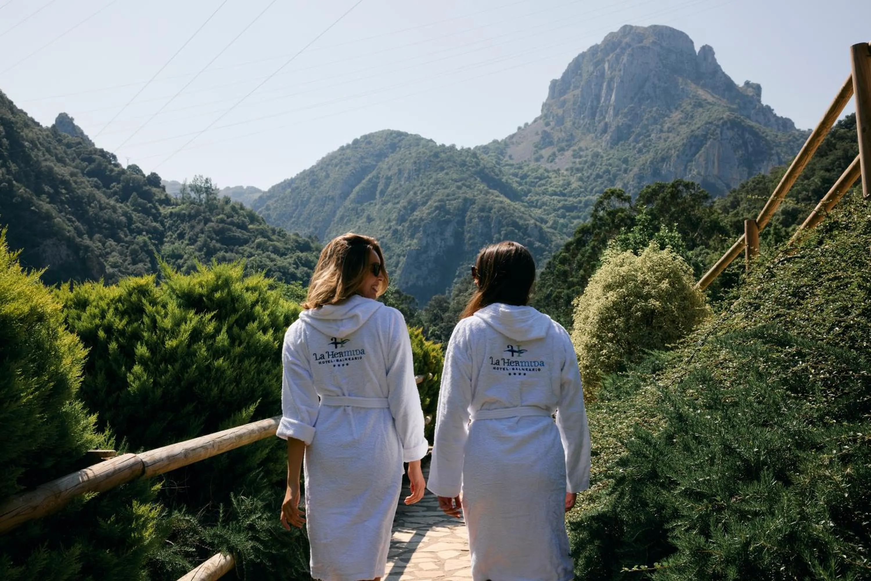 Day in Hotel Balneario La Hermida