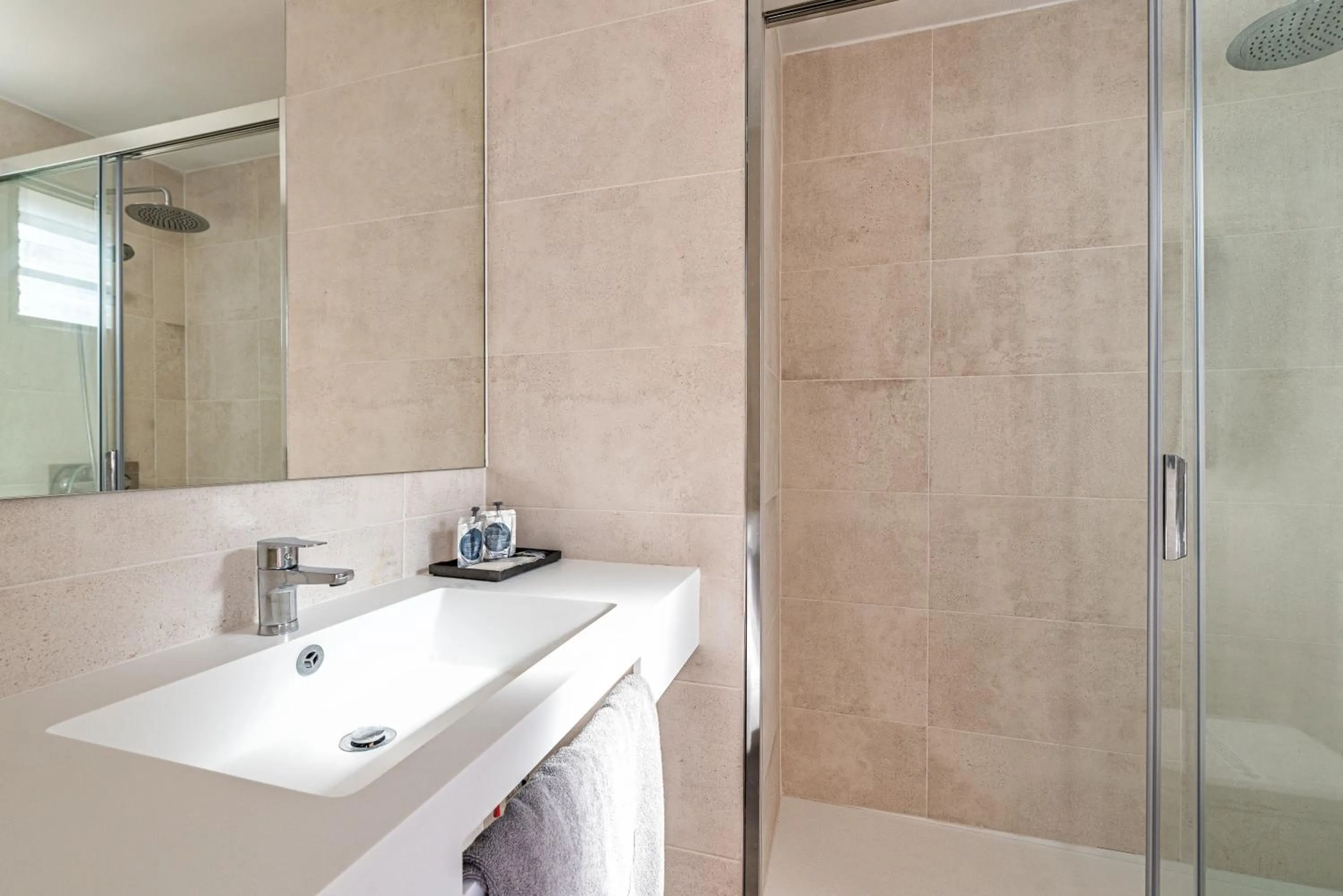 Bathroom in HG Tenerife Sur