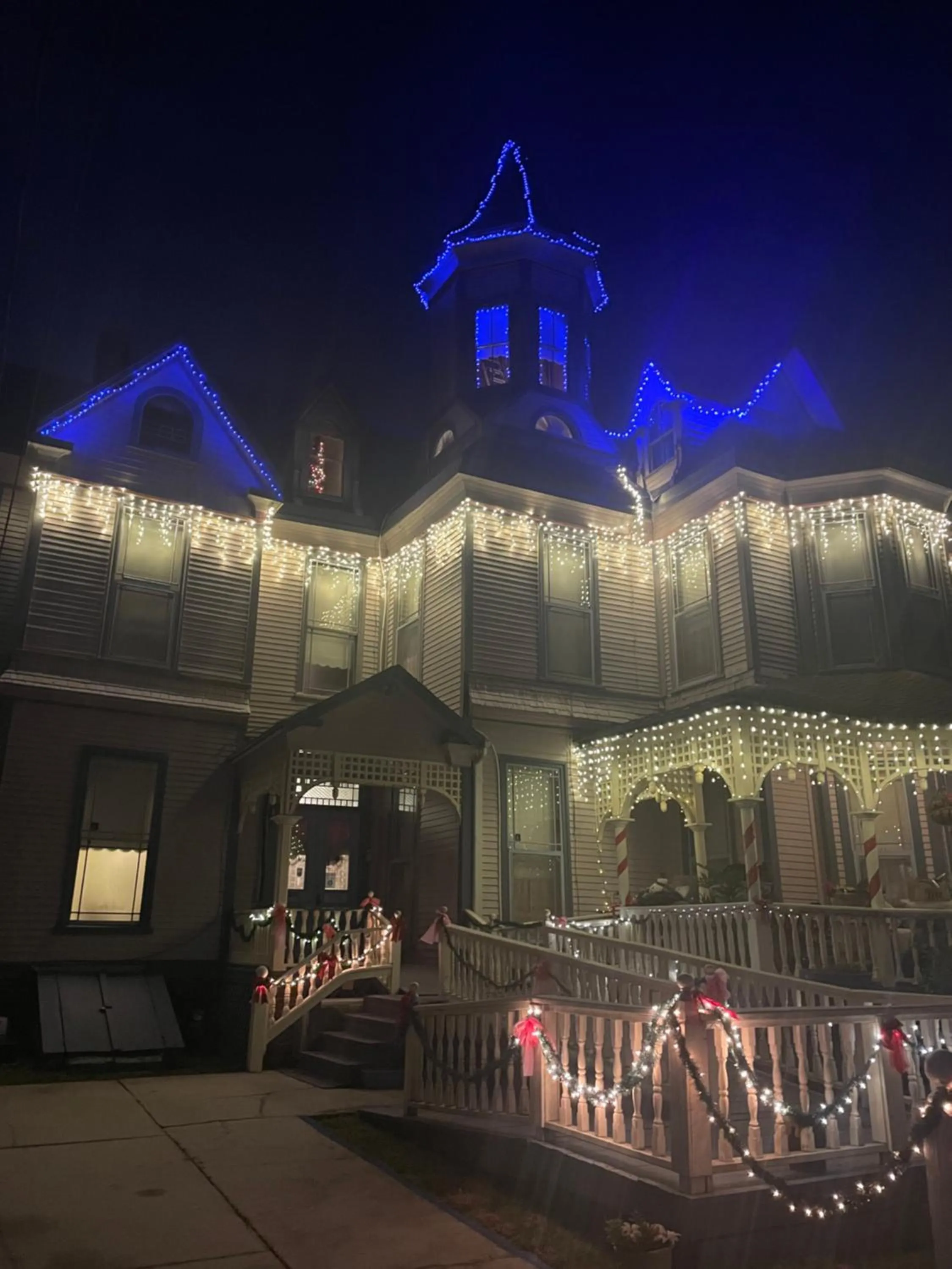 Night in Grand Gables Inn