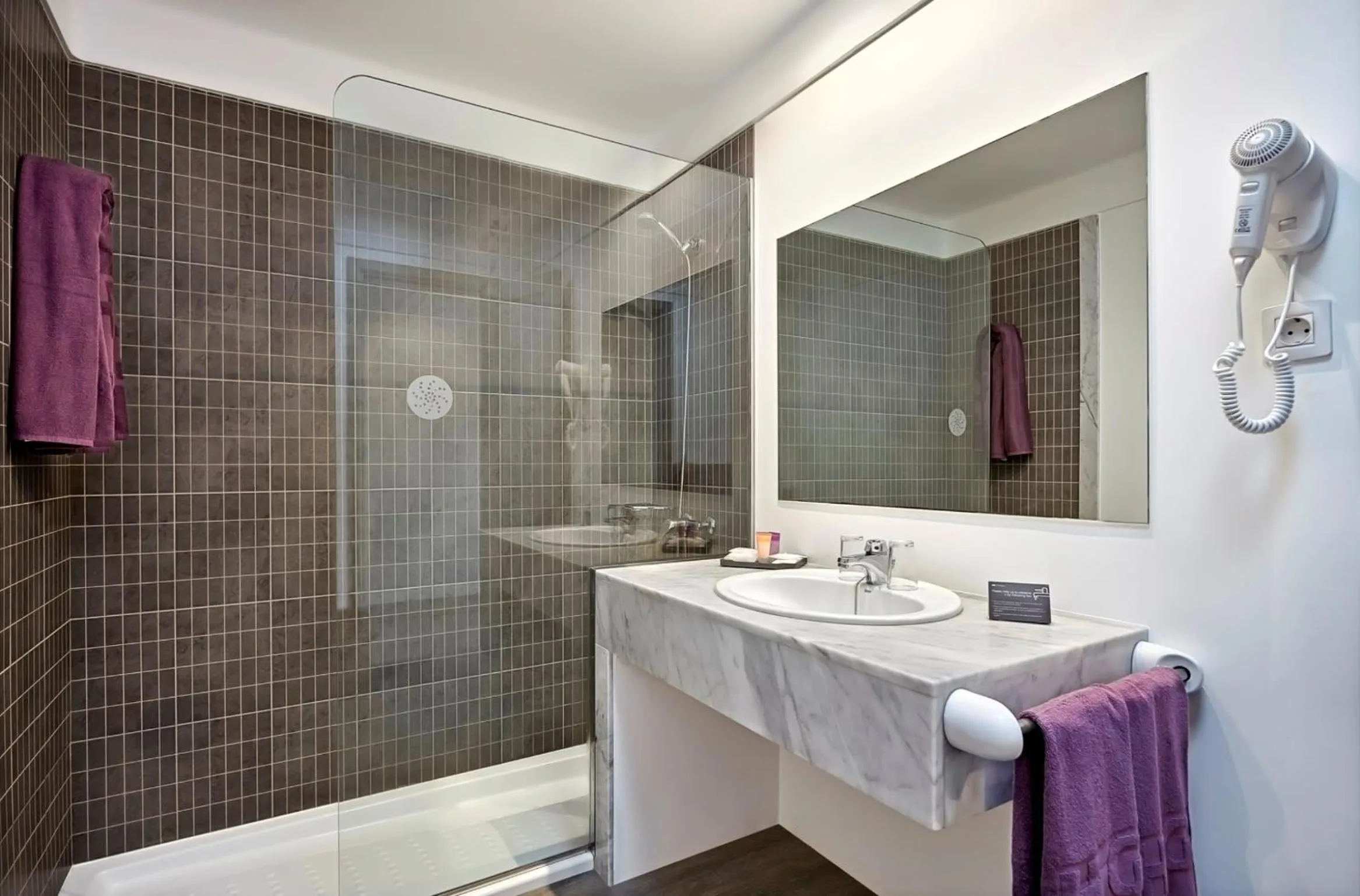 Bathroom in HG Lomo Blanco