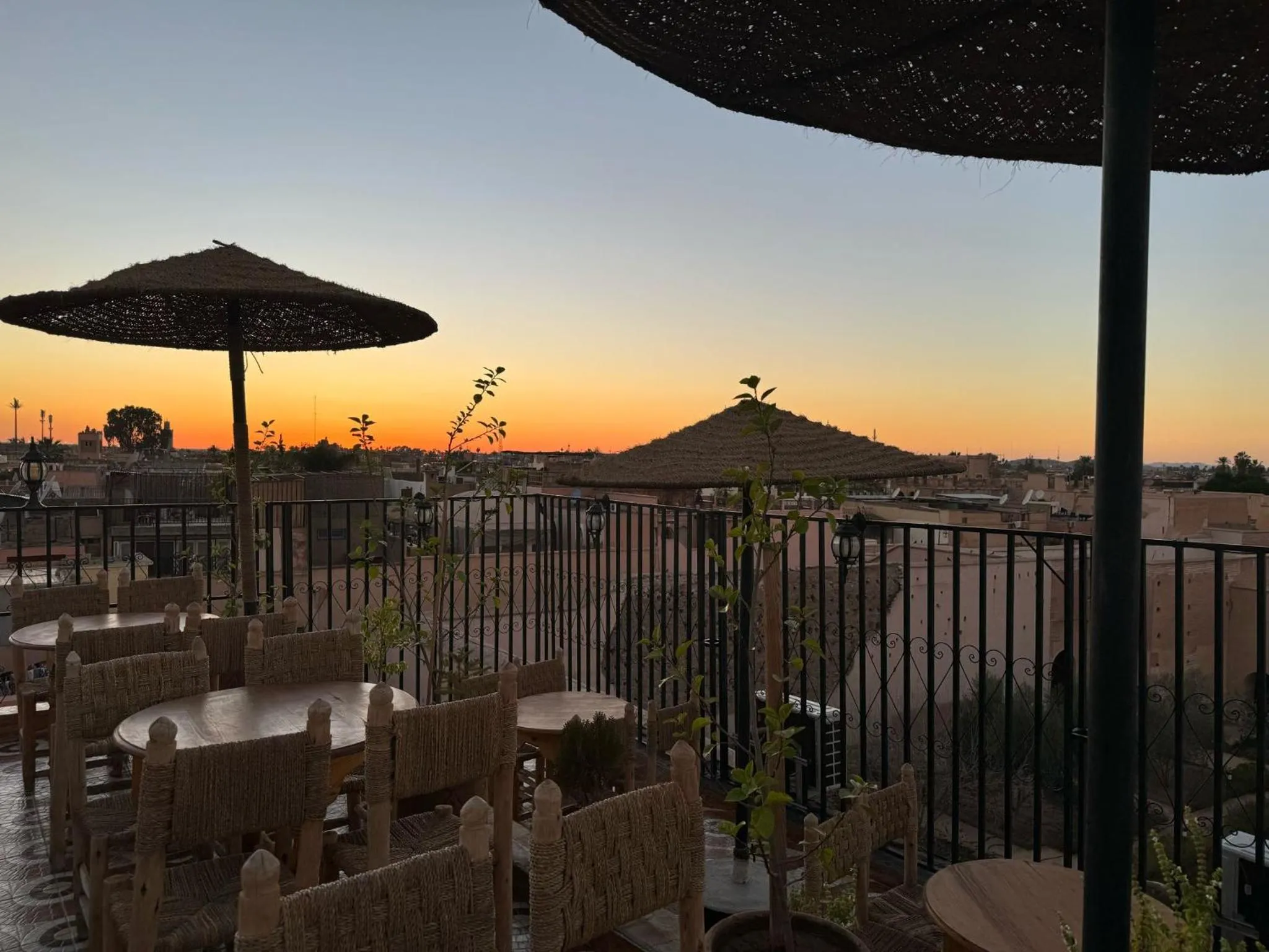 Restaurant/places to eat in Riad Malayine