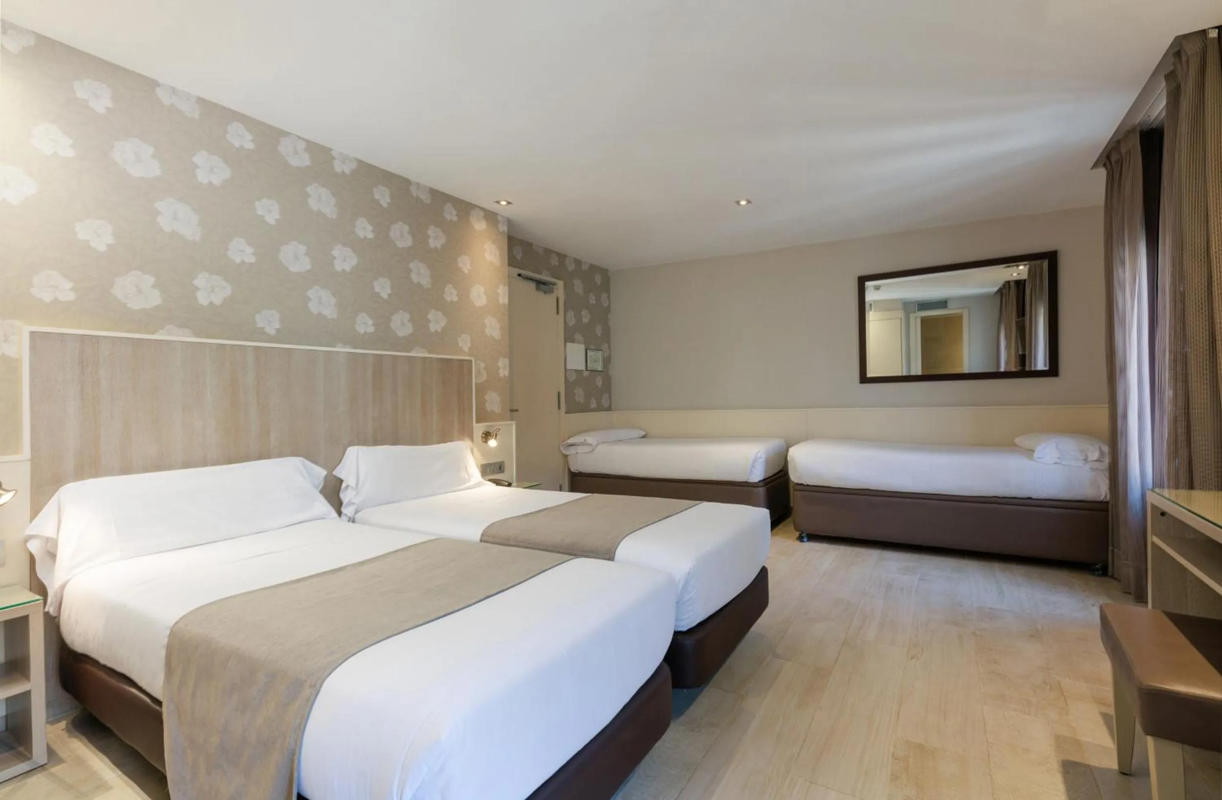 Bedroom, Bed in Hotel Santa Marta