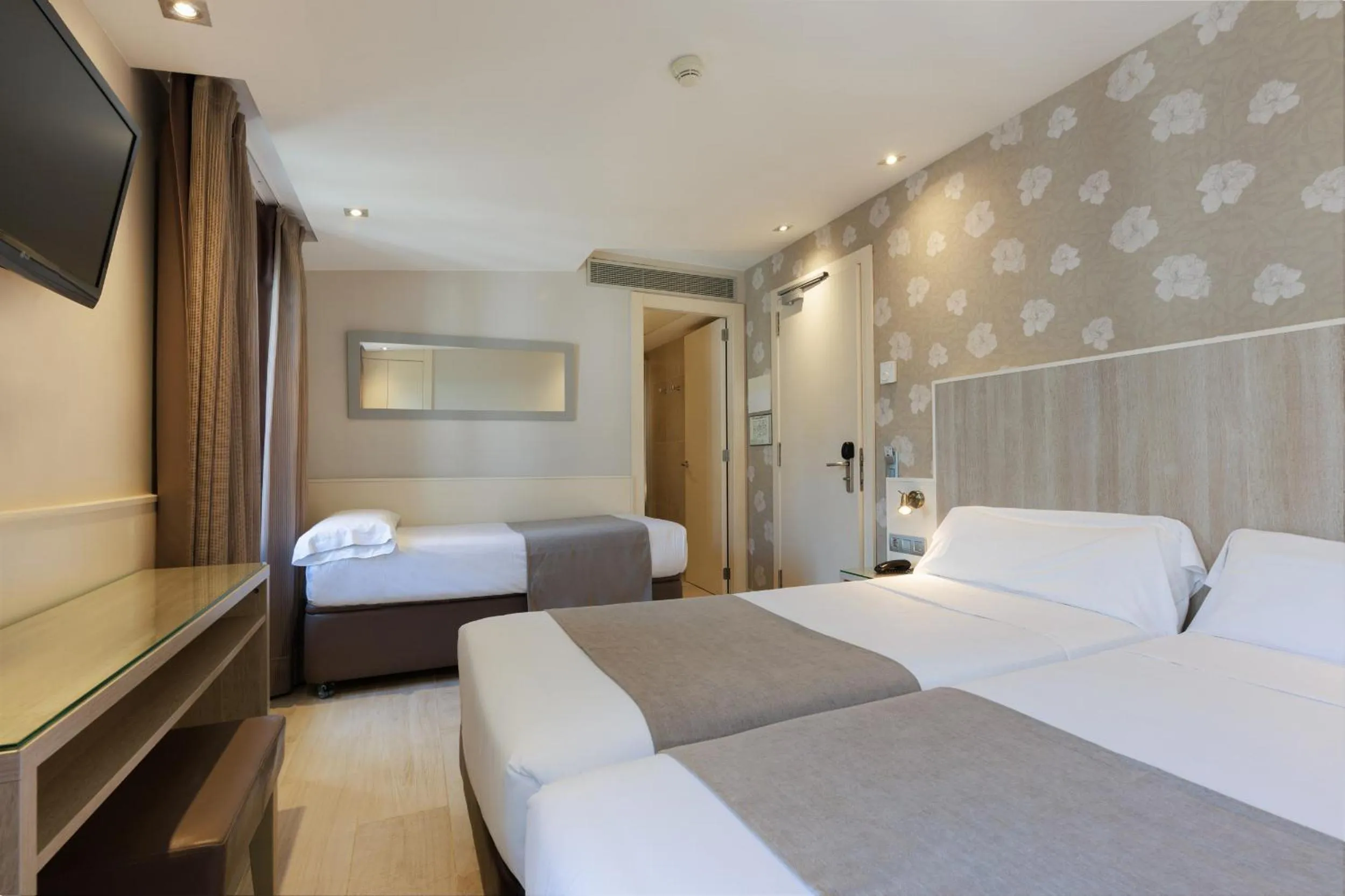 Bedroom, Bed in Hotel Santa Marta