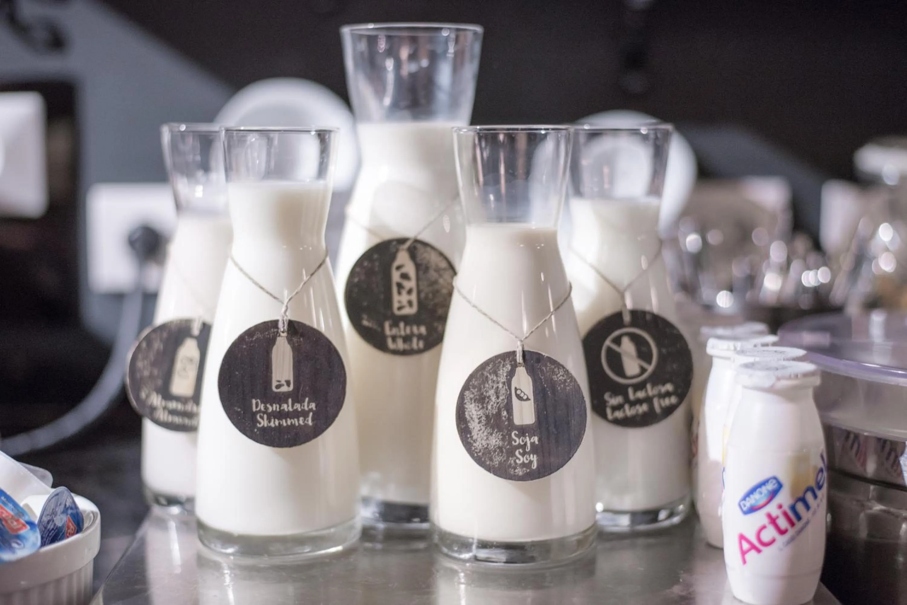 Drinks in Petit Palace Museum