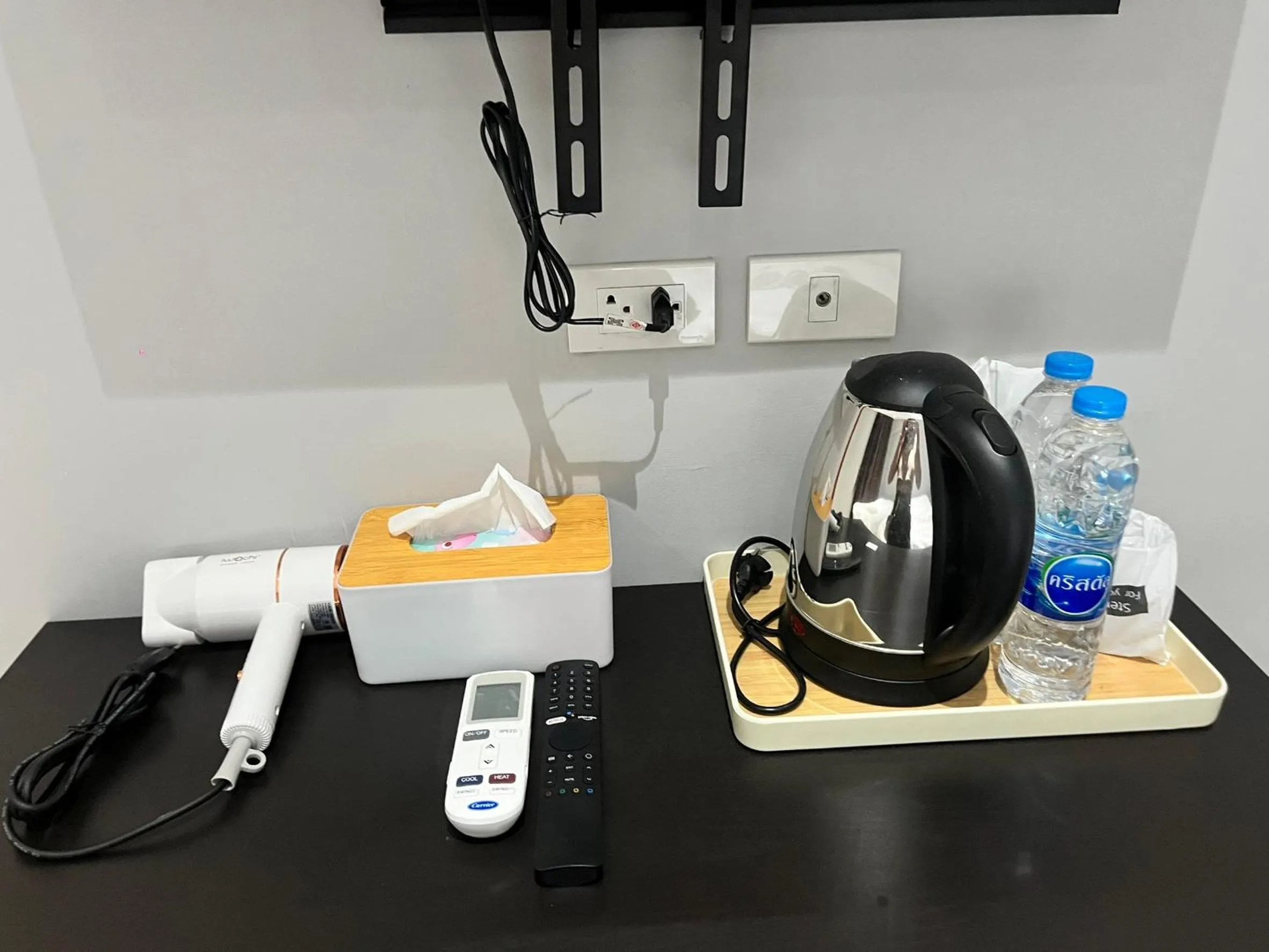 Coffee/tea facilities in Aowmana Hotel