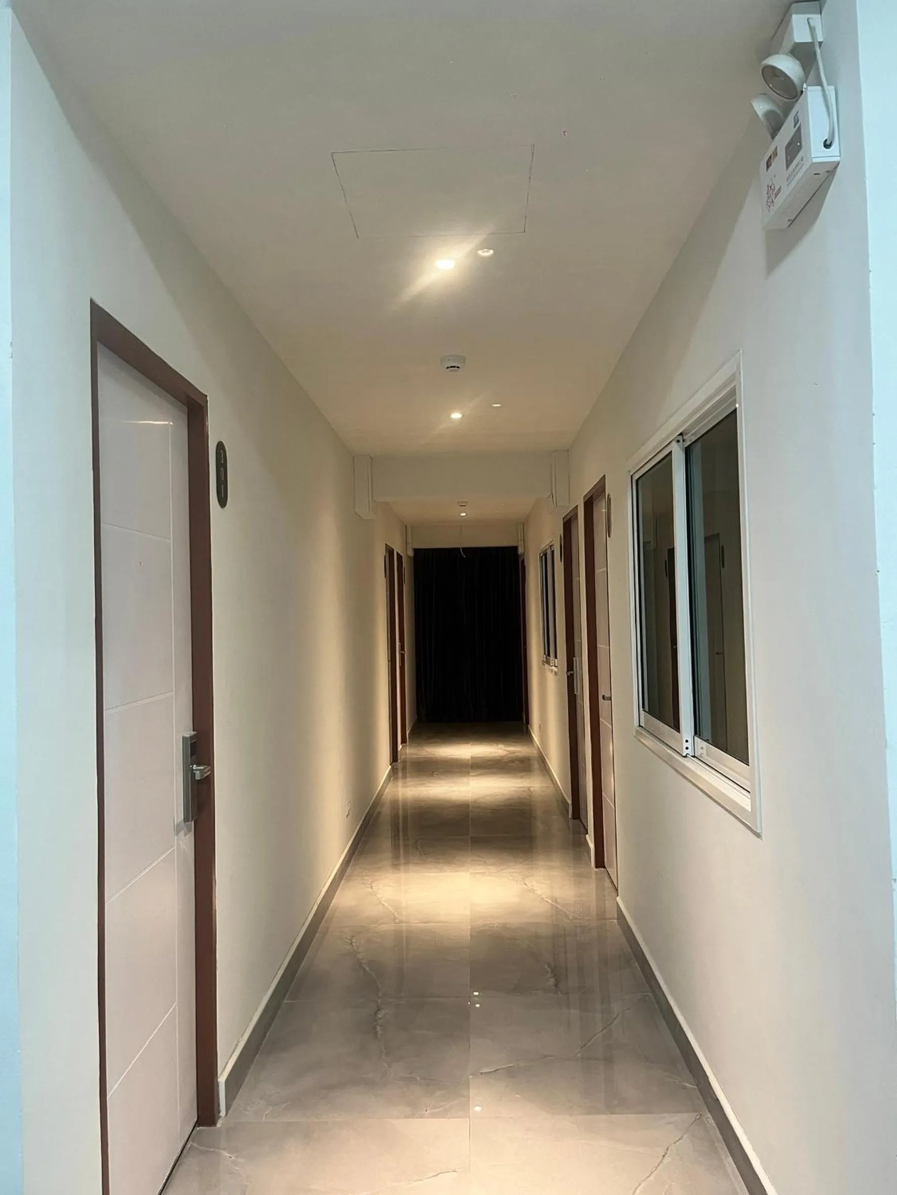 Facade/entrance in Aowmana Hotel