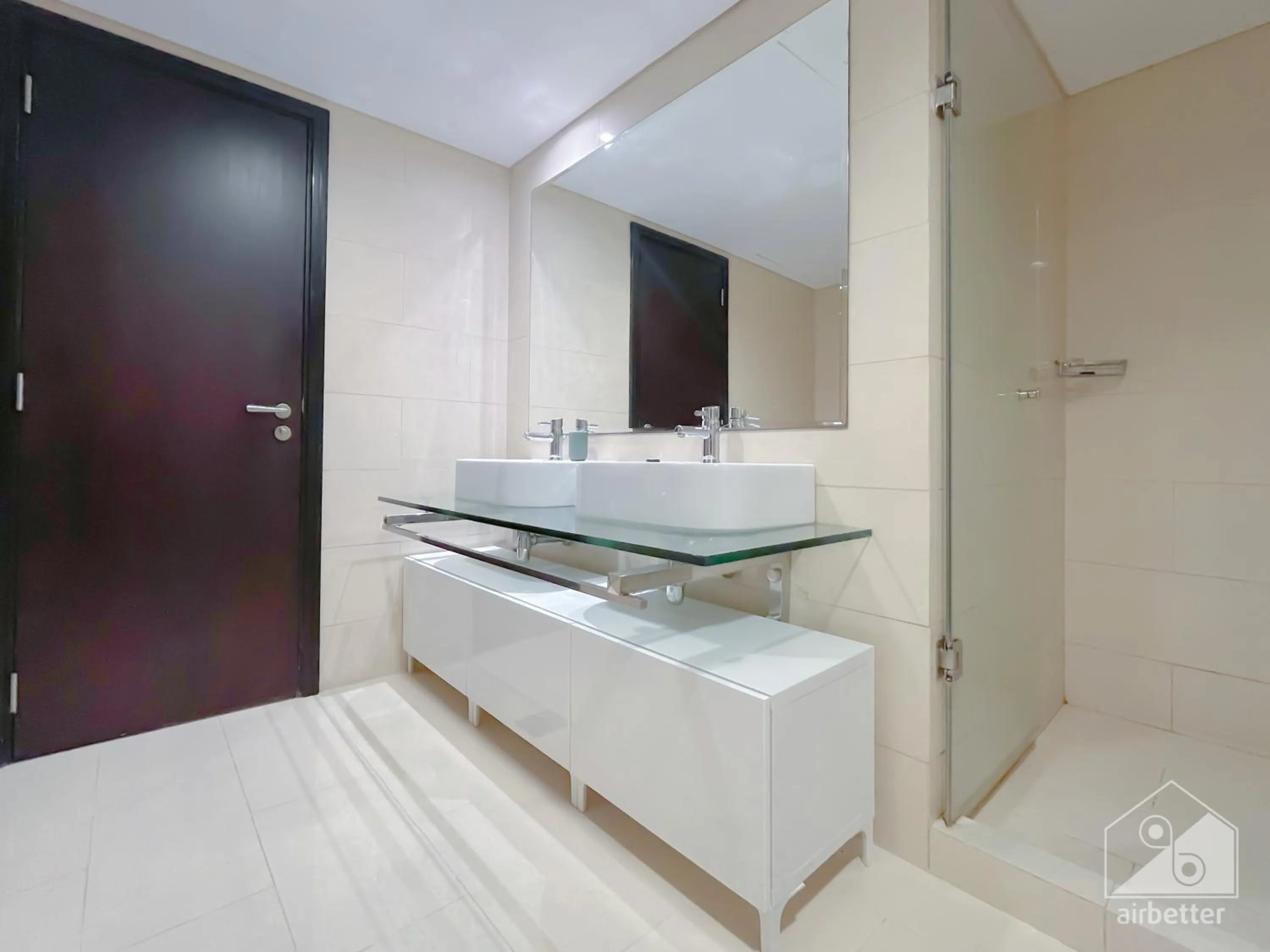 Bathroom in Luxurious Loft with stunning views Dubai