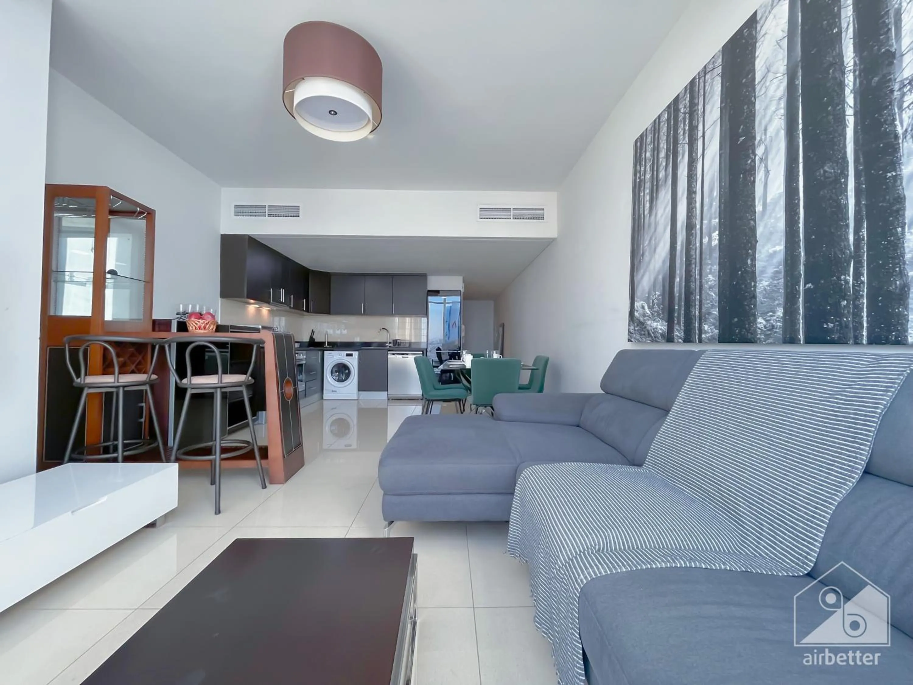 Living room in Luxurious Loft with stunning views Dubai