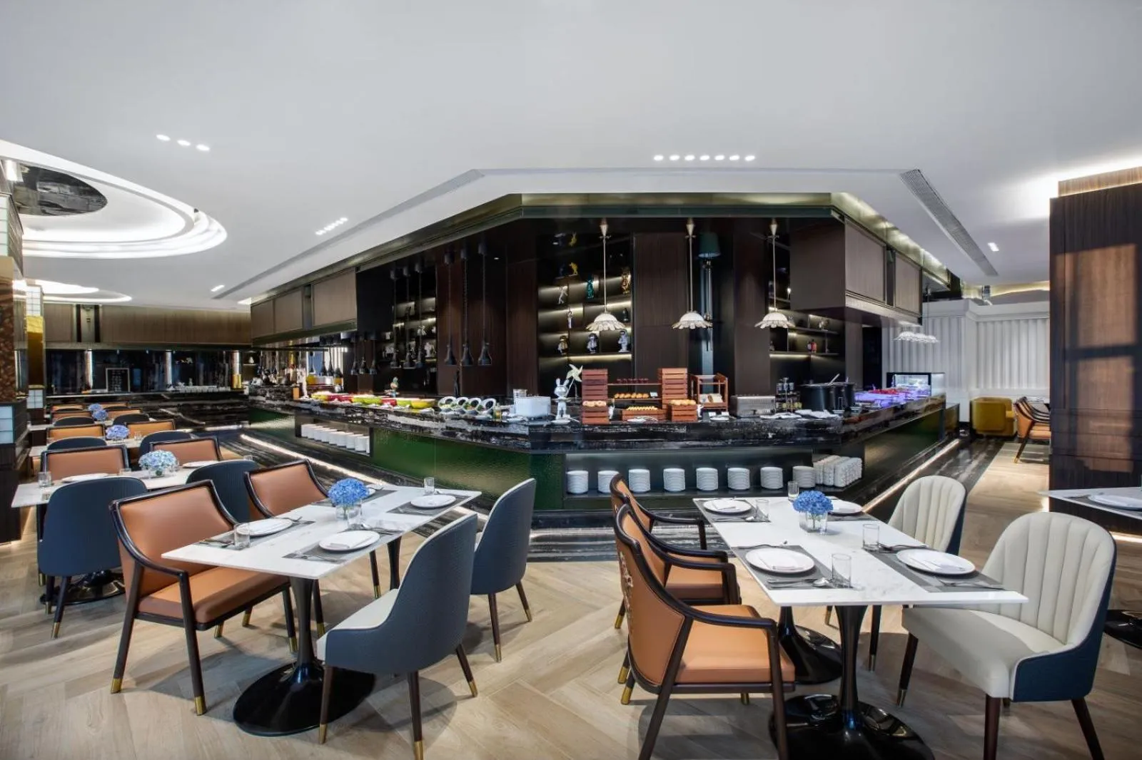Restaurant/places to eat in Wingate By Wyndham Wuhan Optics Valley