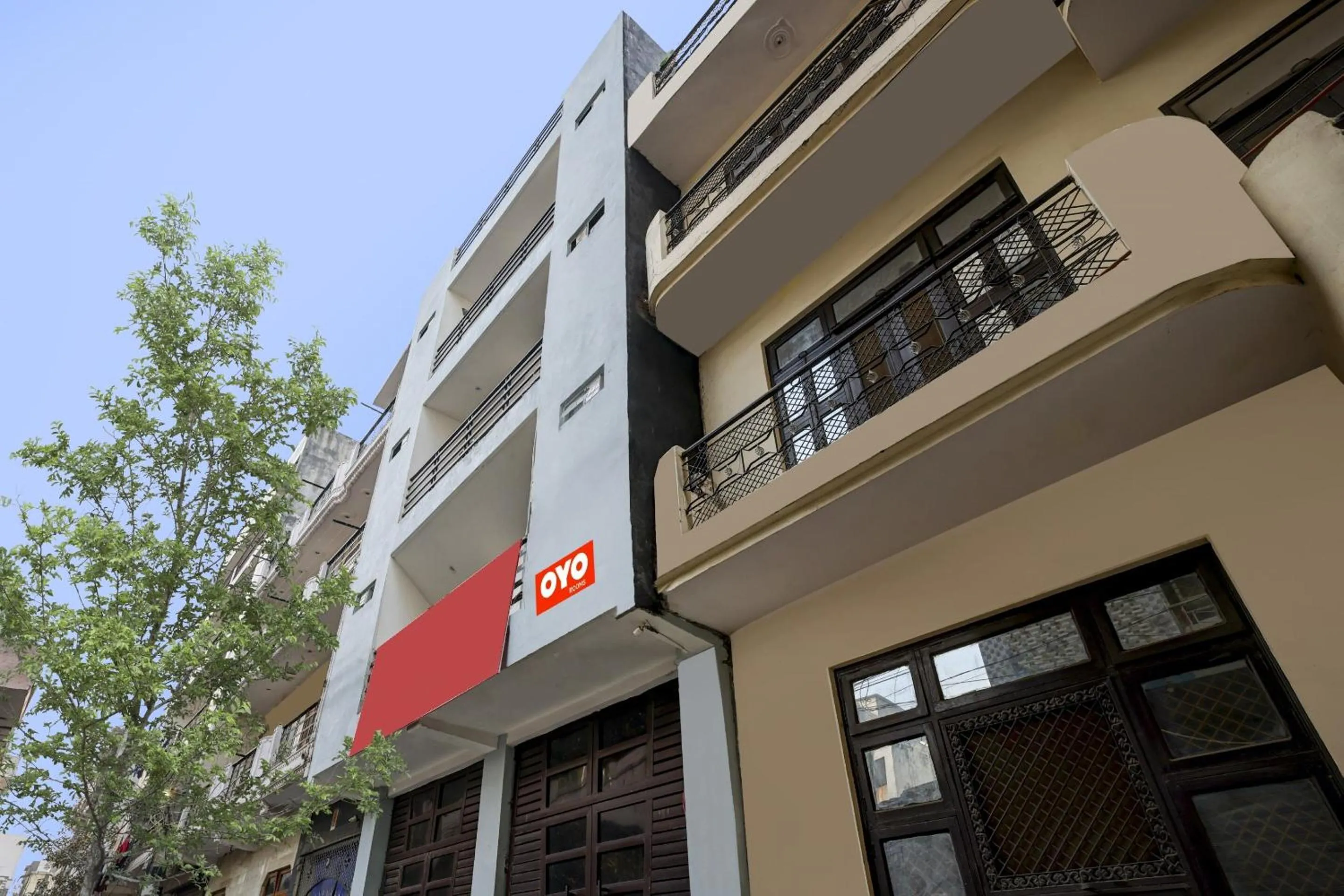 Facade/entrance in Hotel O Relax Inn