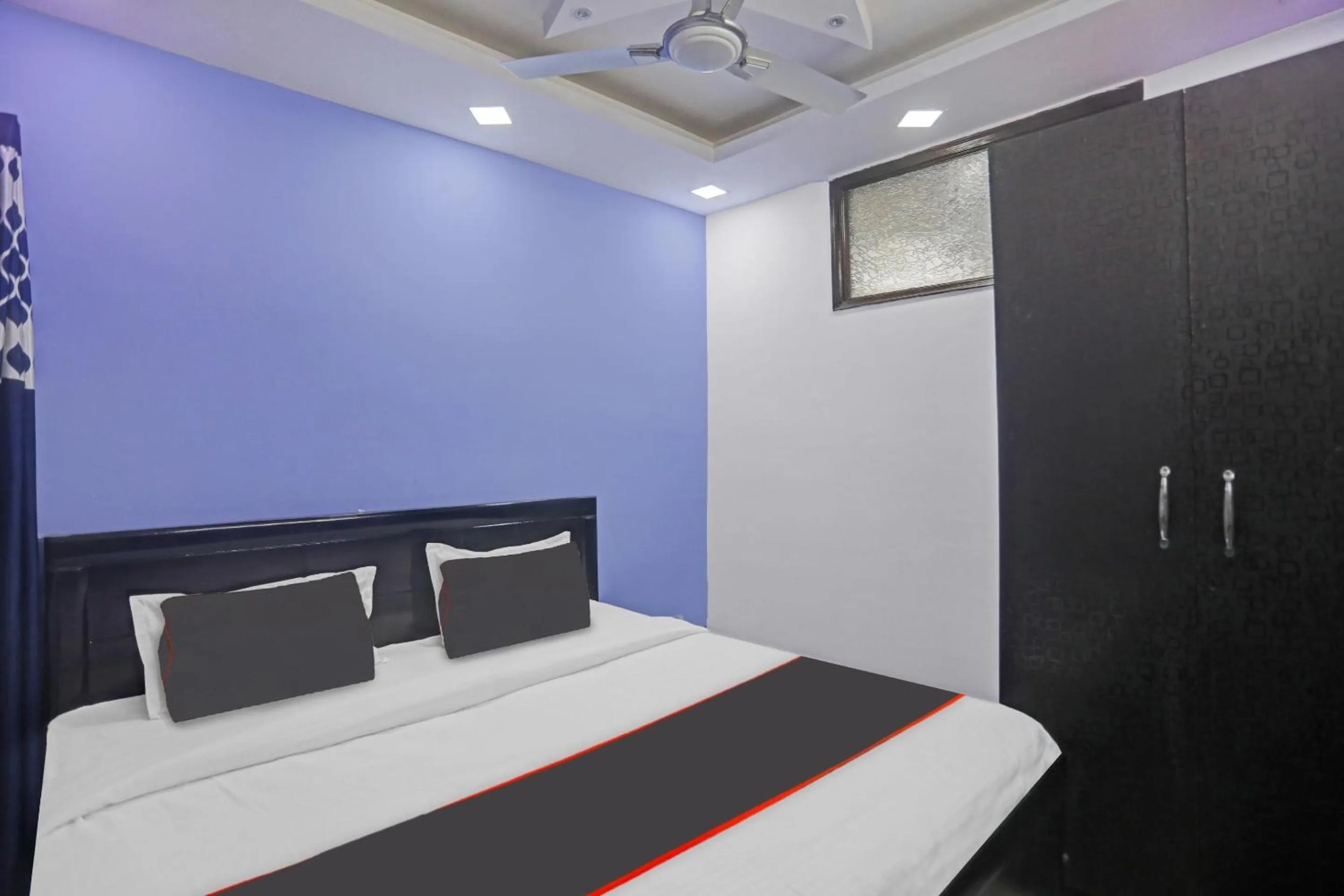 Bedroom, Bed in Collection O Nirvana Residency Near Lotus Temple