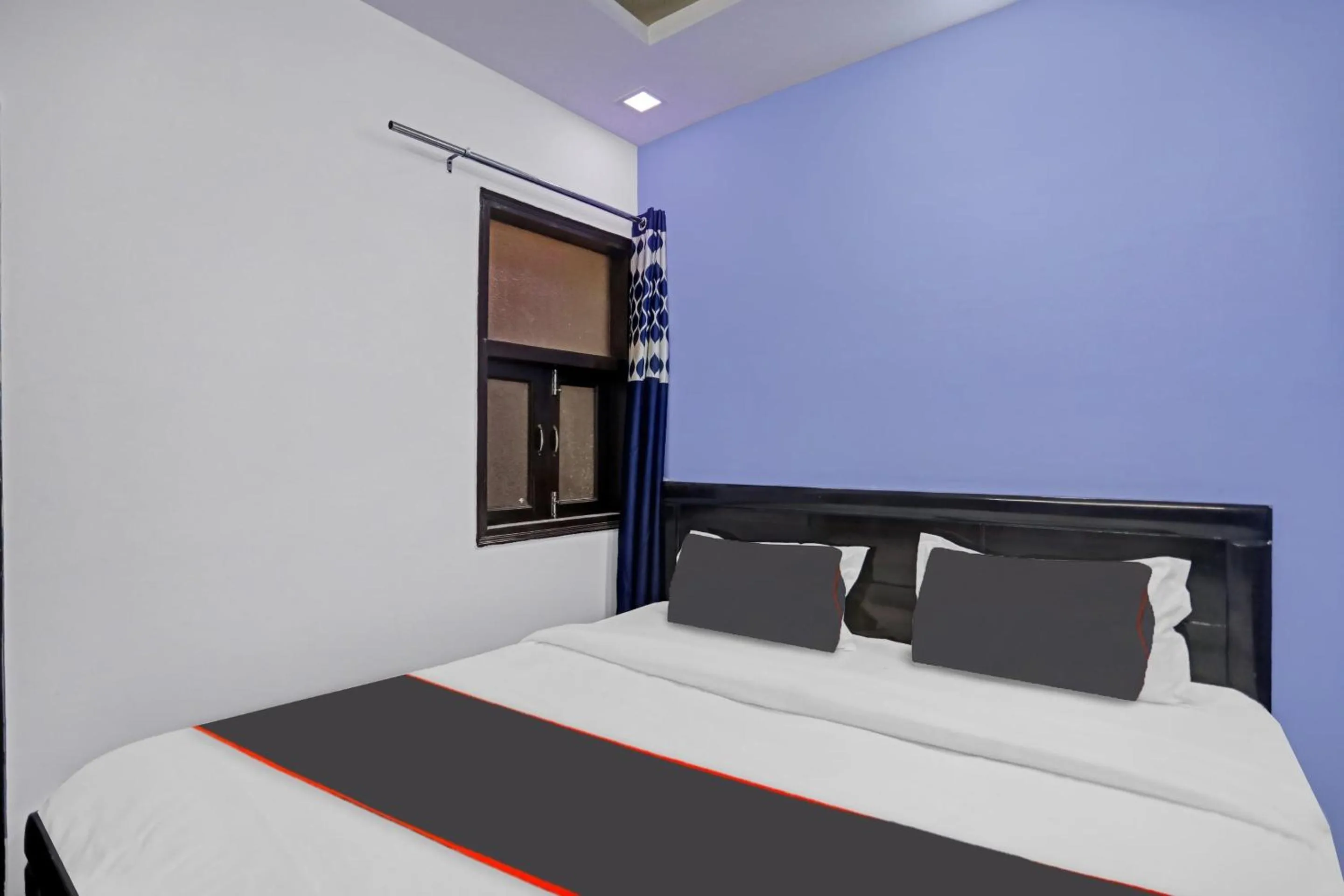 Bedroom, Bed in Collection O Nirvana Residency Near Lotus Temple