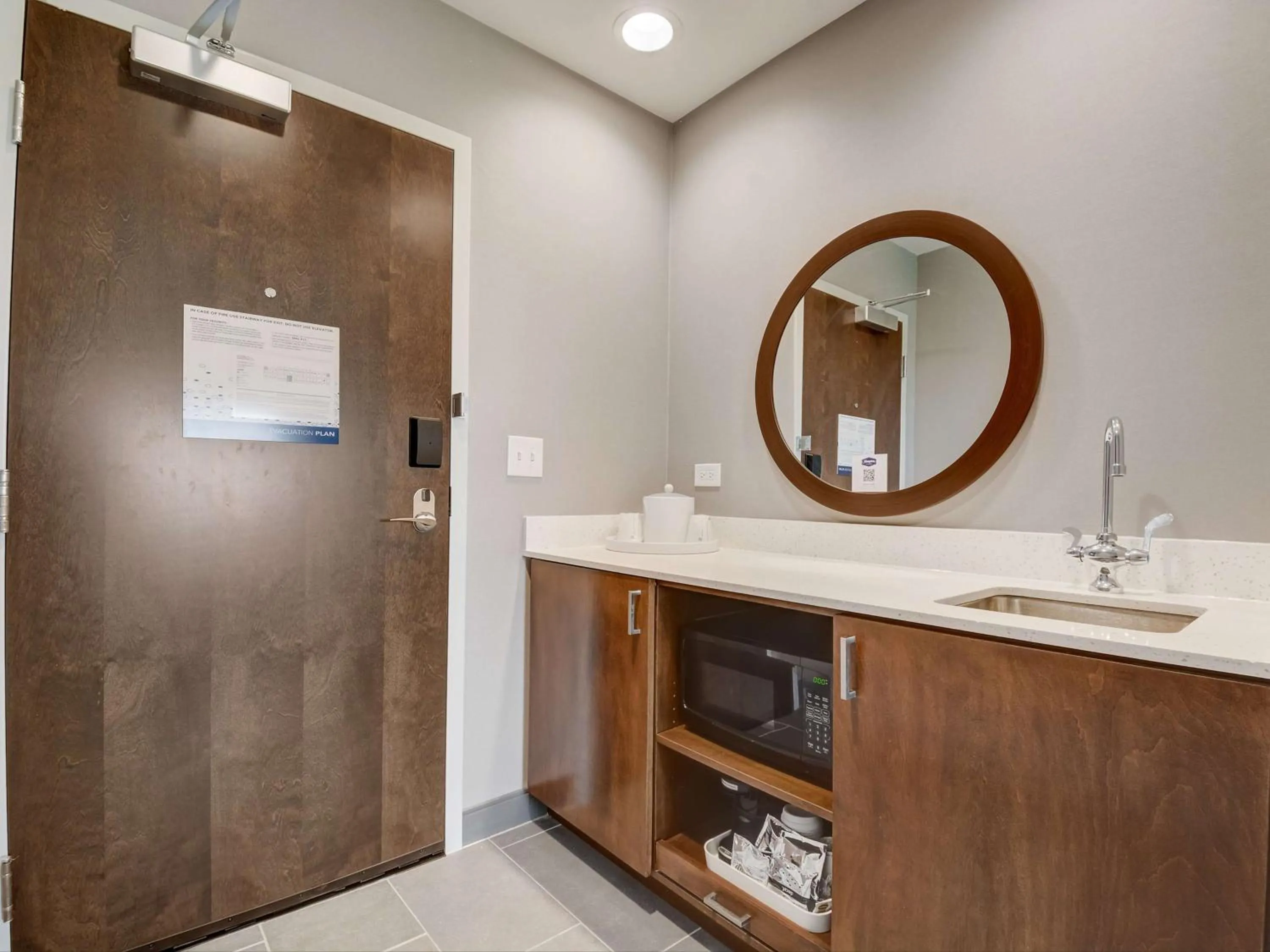 Photo of the whole room in Hampton Inn & Suites Williamstown Ark Encounter, Ky