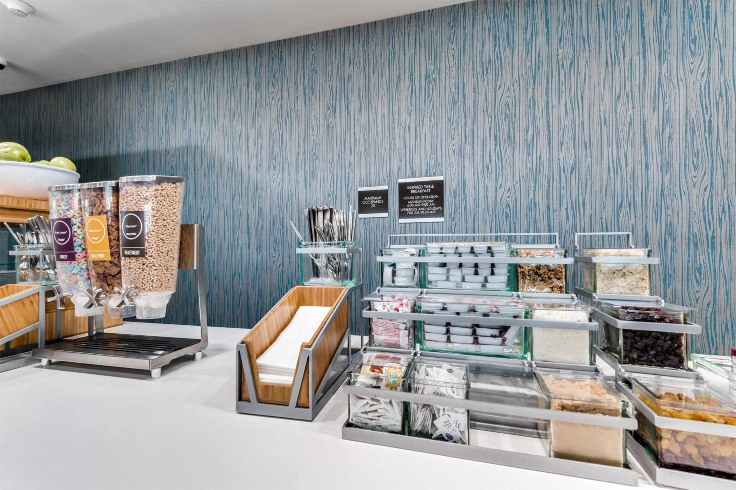 Breakfast in Home2 Suites By Hilton Dallas Medical District Lovefield, Tx