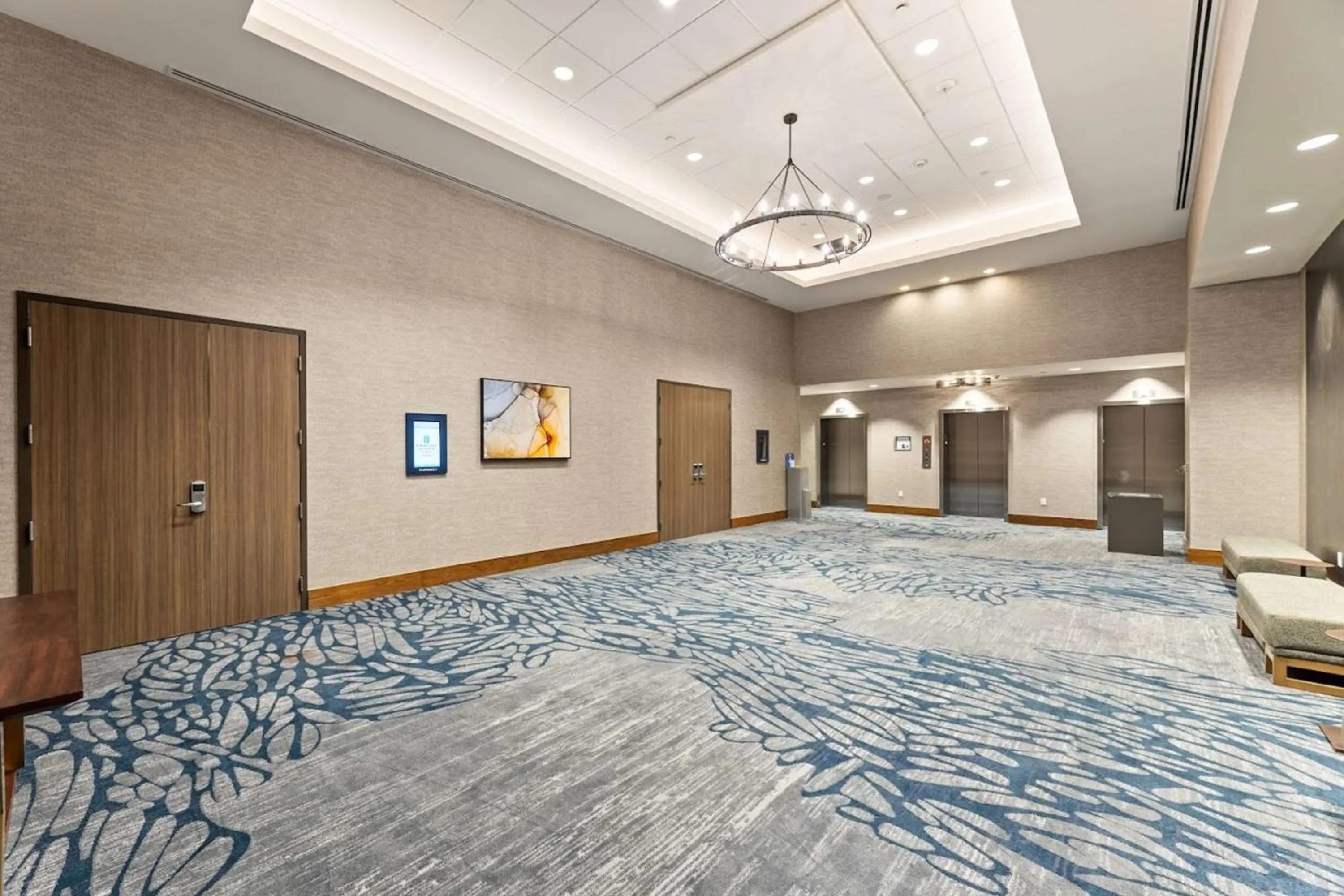 Meeting/conference room, Bed in Embassy Suites By Hilton Irving Las Colinas