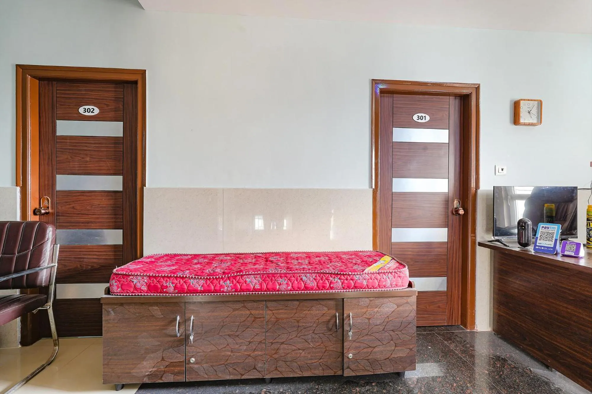 Seating area in FabHotel Whitefield Suites - Nr ITPL Main raod