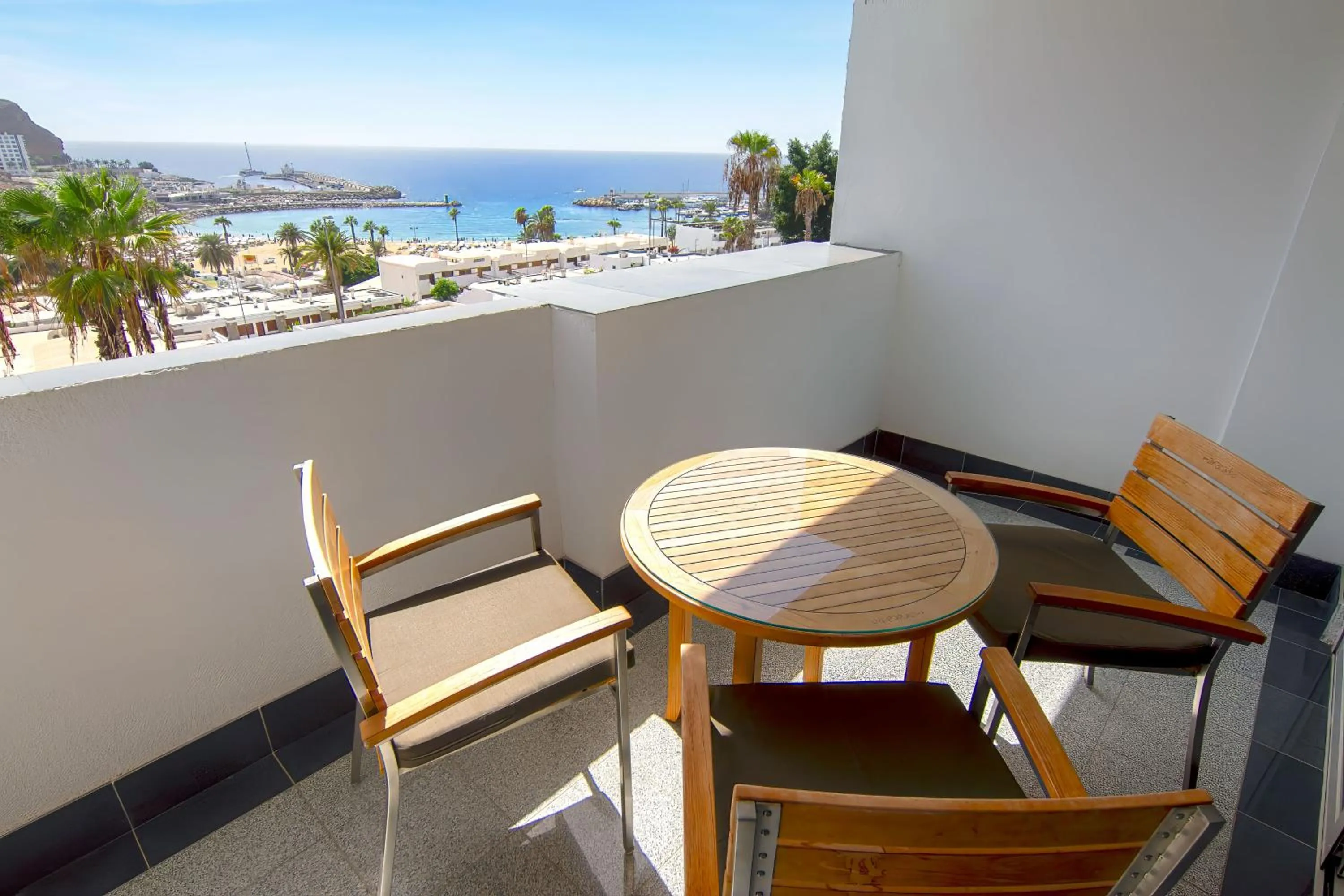 Day in Aparthotel Maracaibo