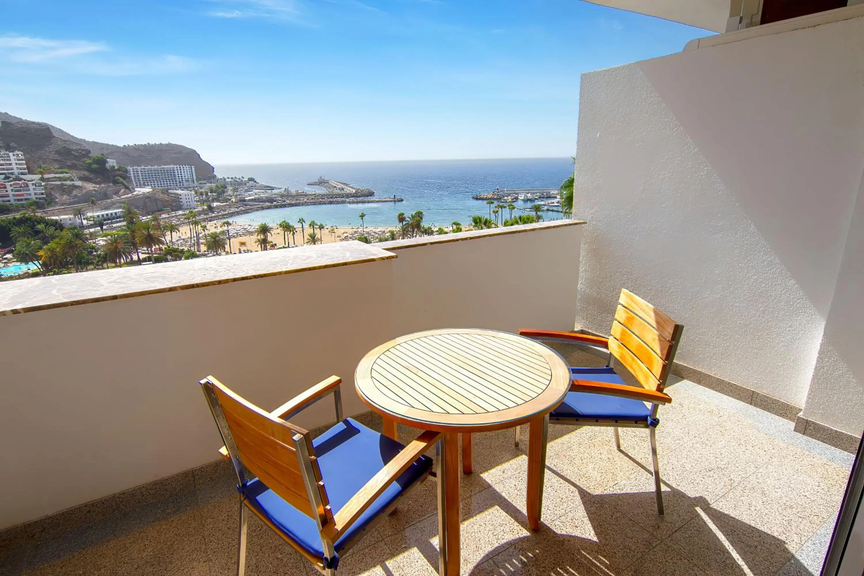 Day in Aparthotel Maracaibo