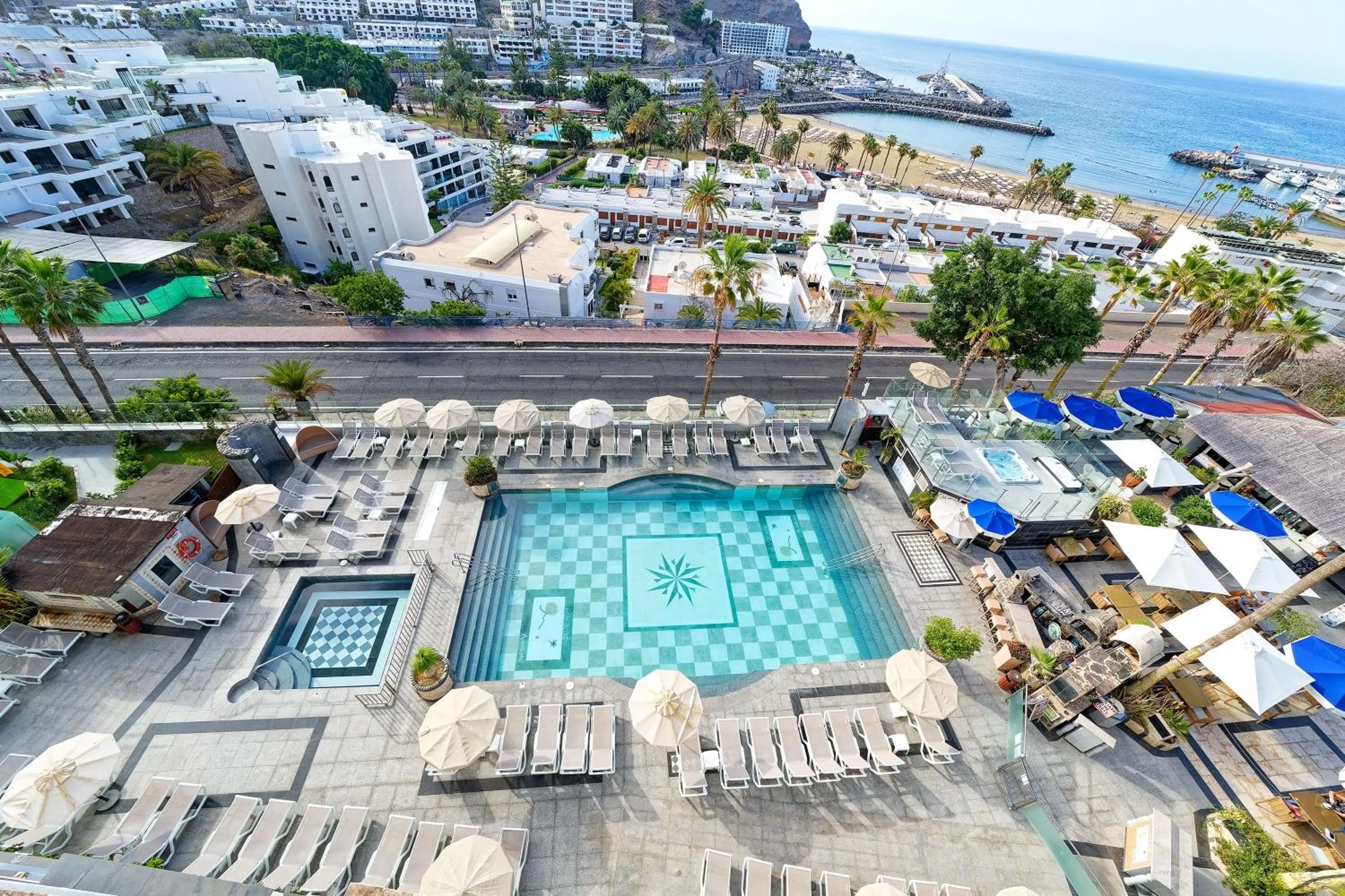 Property building in Aparthotel Maracaibo