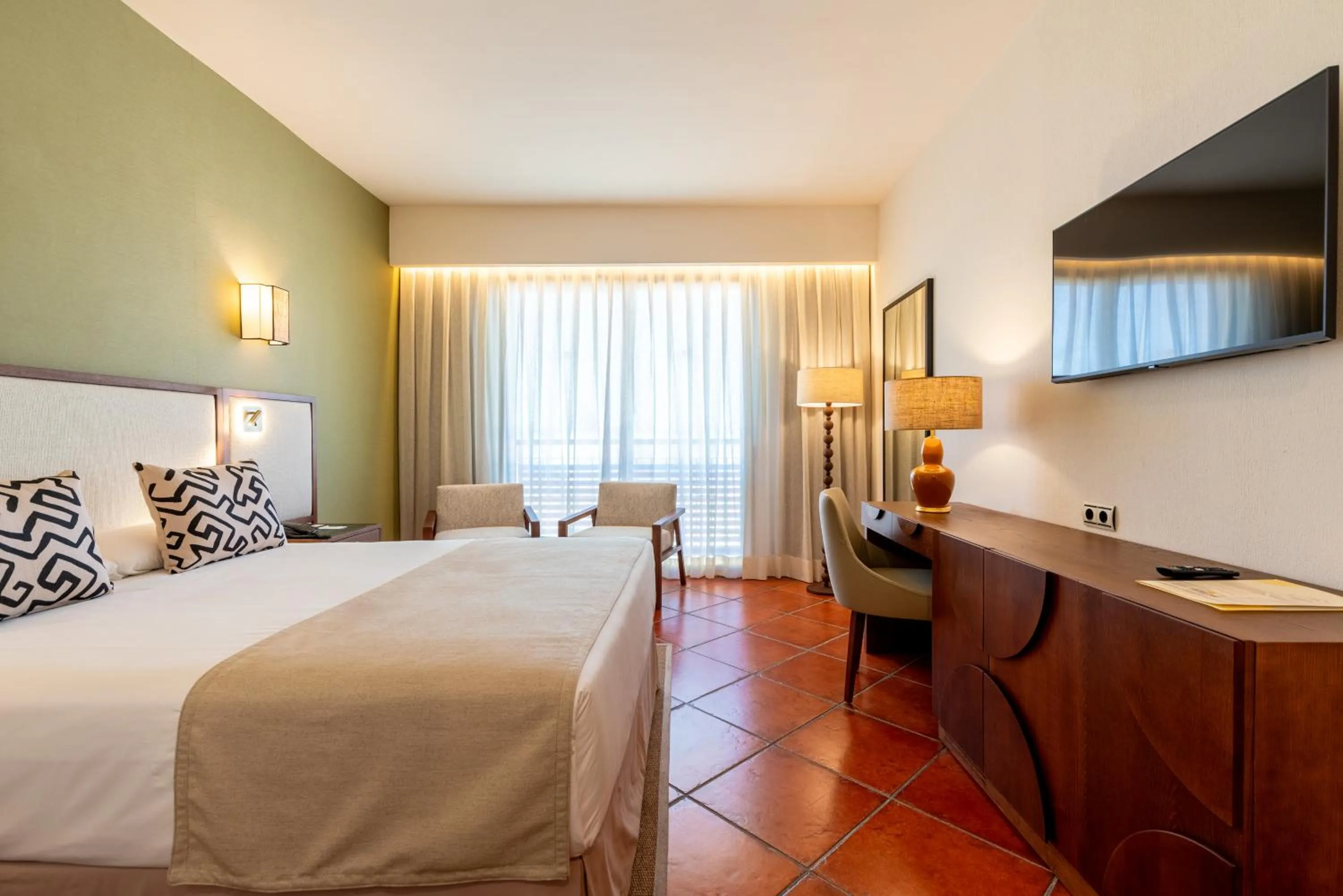 Bed in Puerto Antilla Grand Hotel