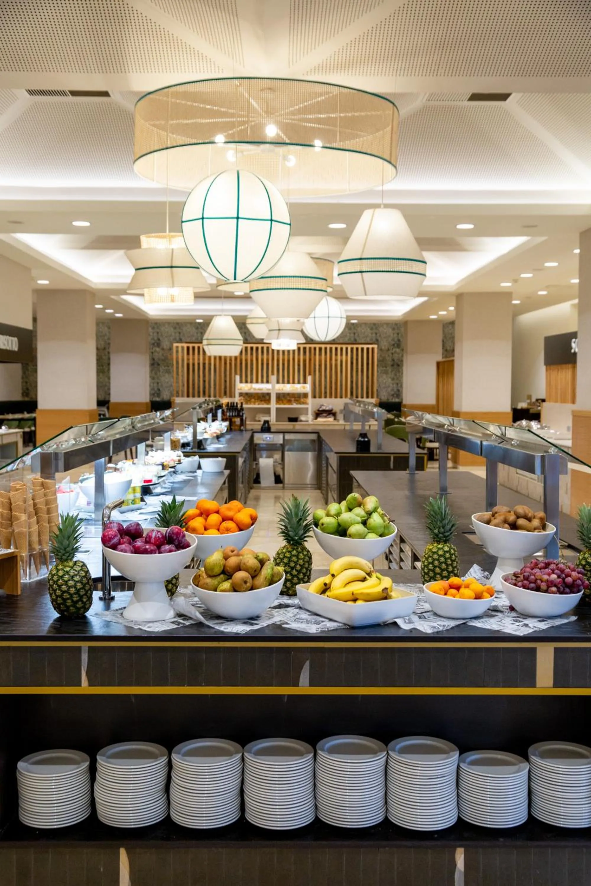 Restaurant/places to eat in Puerto Antilla Grand Hotel