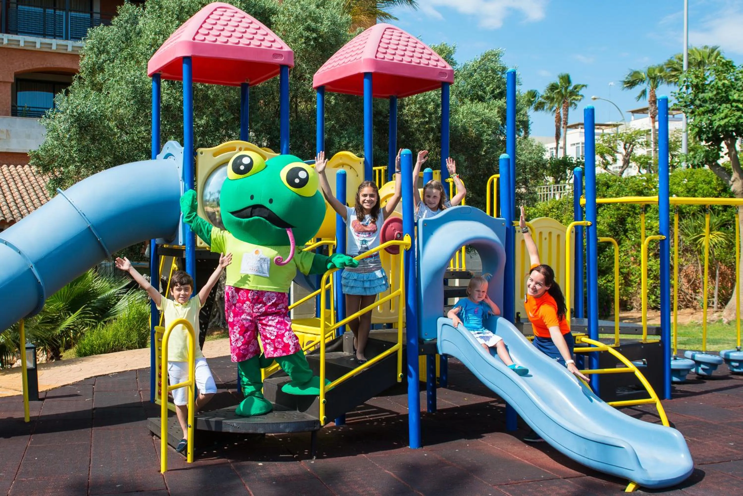 young children in Puerto Antilla Grand Hotel