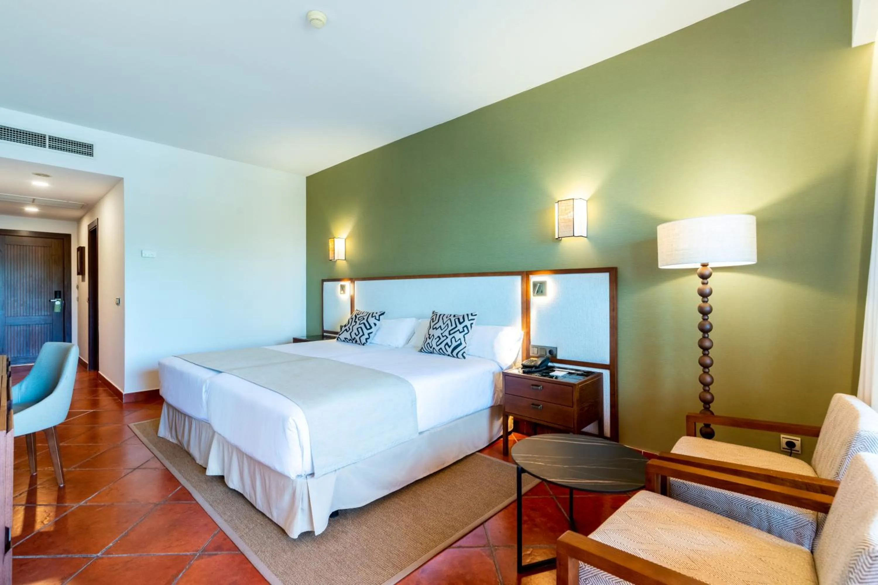 Photo of the whole room, Bed in Puerto Antilla Grand Hotel