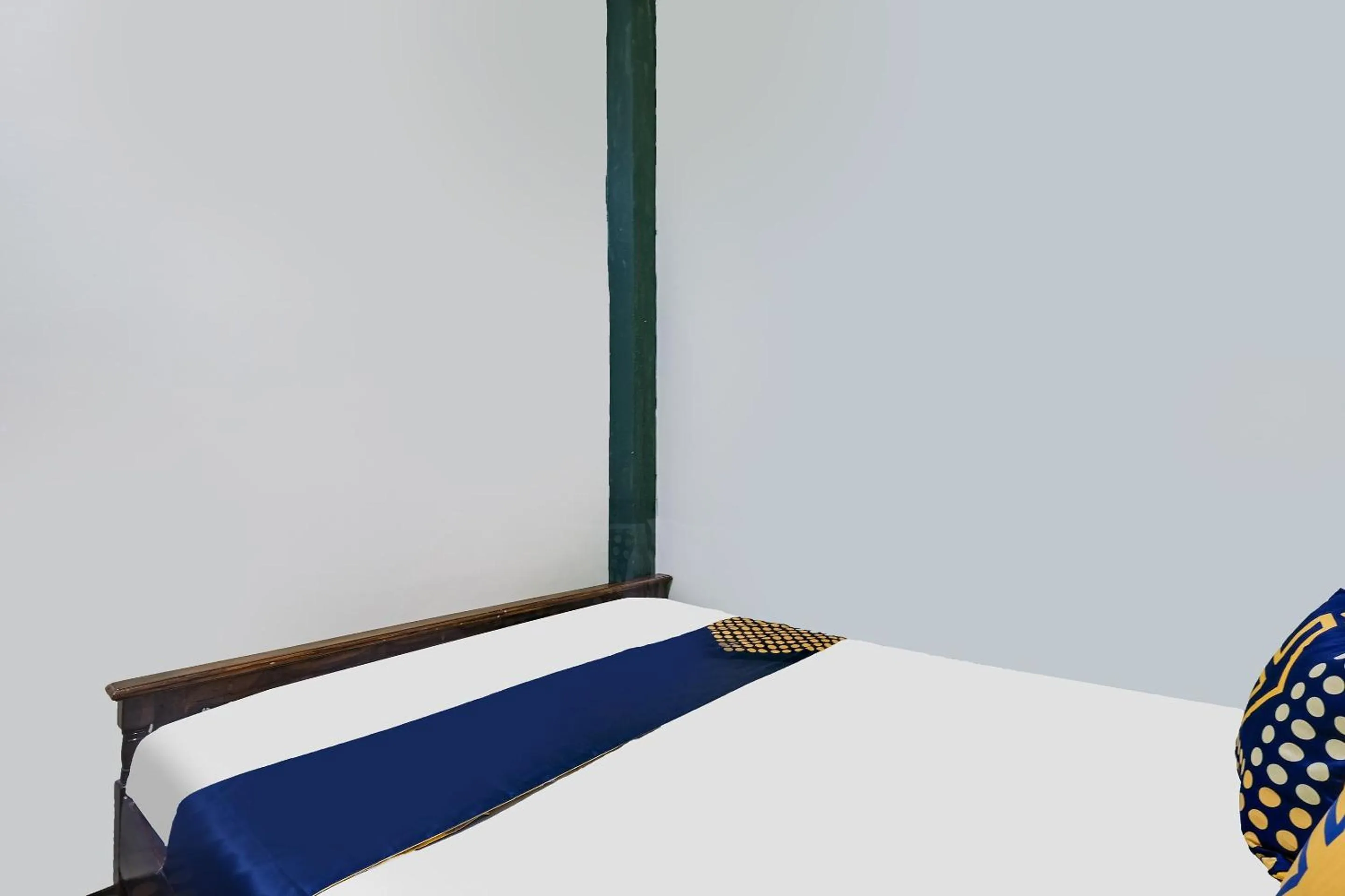 Bedroom in SPOT ON 92068 Pudja Kesuma Homestay Syariah Yogyakarta