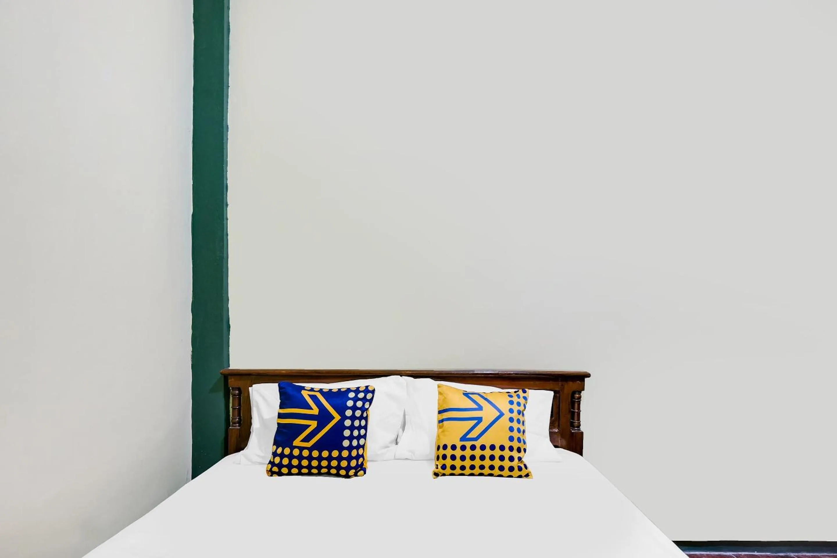 Bedroom in SPOT ON 92068 Pudja Kesuma Homestay Syariah Yogyakarta