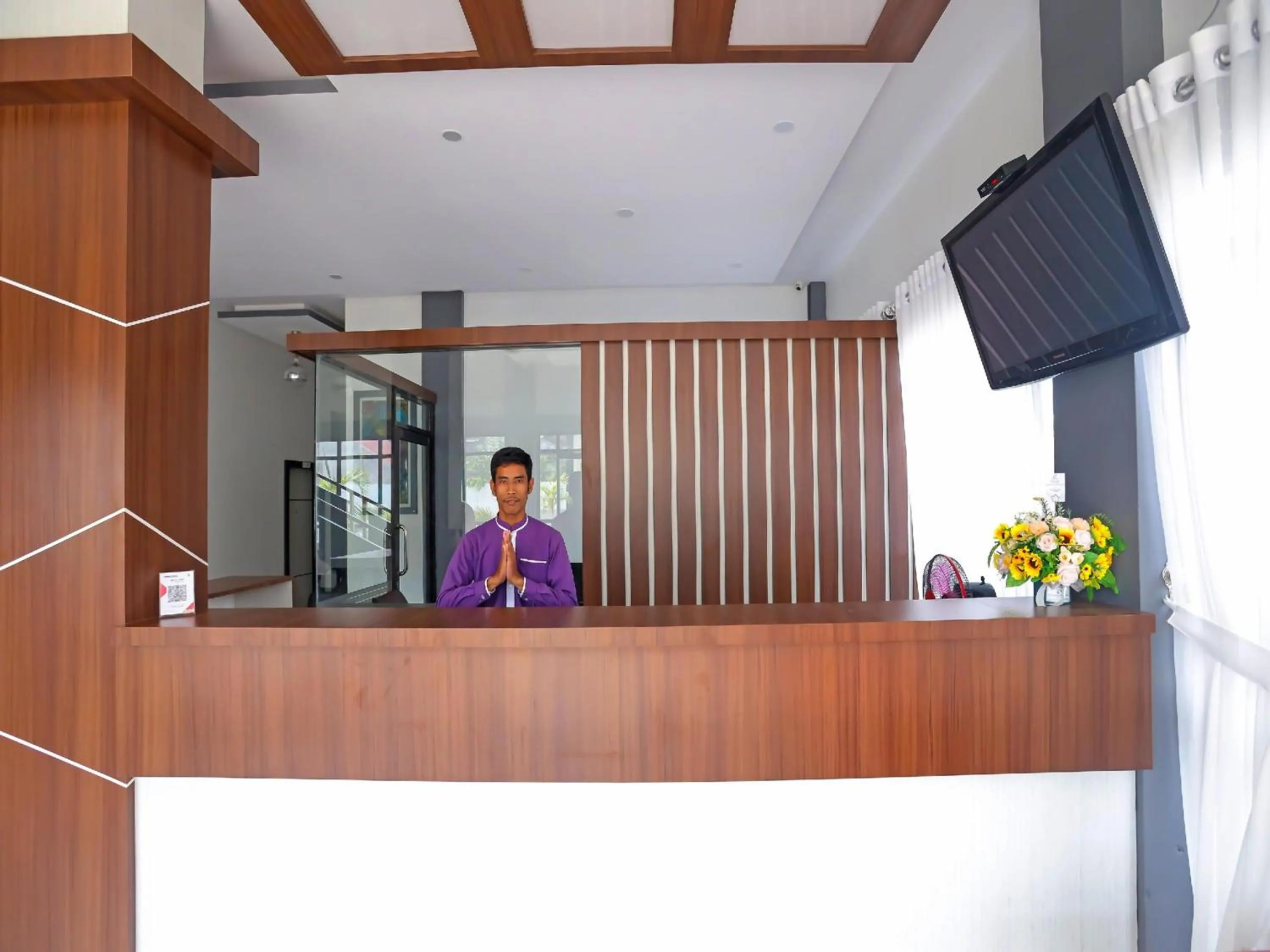 Lobby or reception in Capital O 92096 Kuala Ulee Lheue Residence Syariah