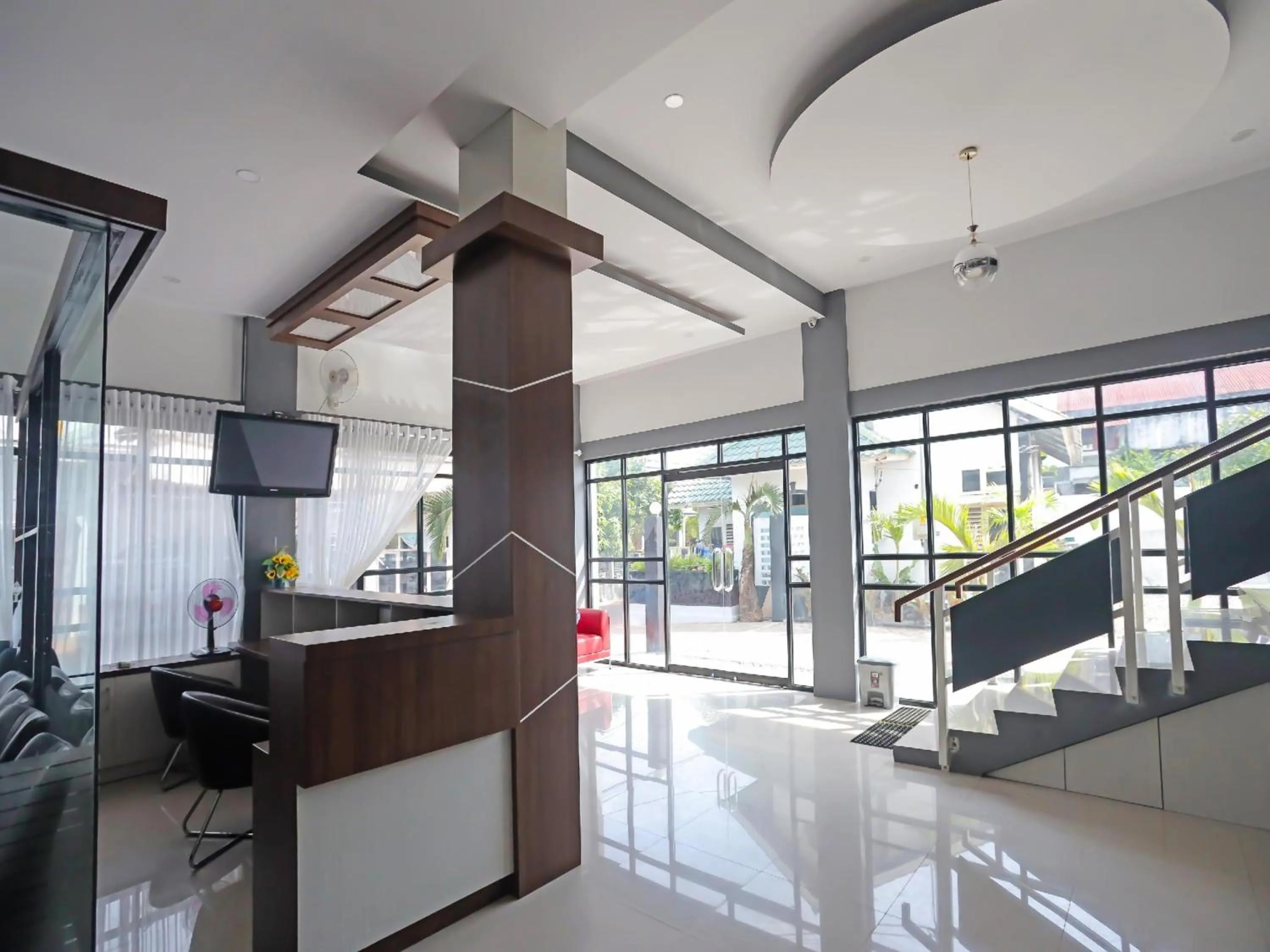 Lobby or reception in Capital O 92096 Kuala Ulee Lheue Residence Syariah