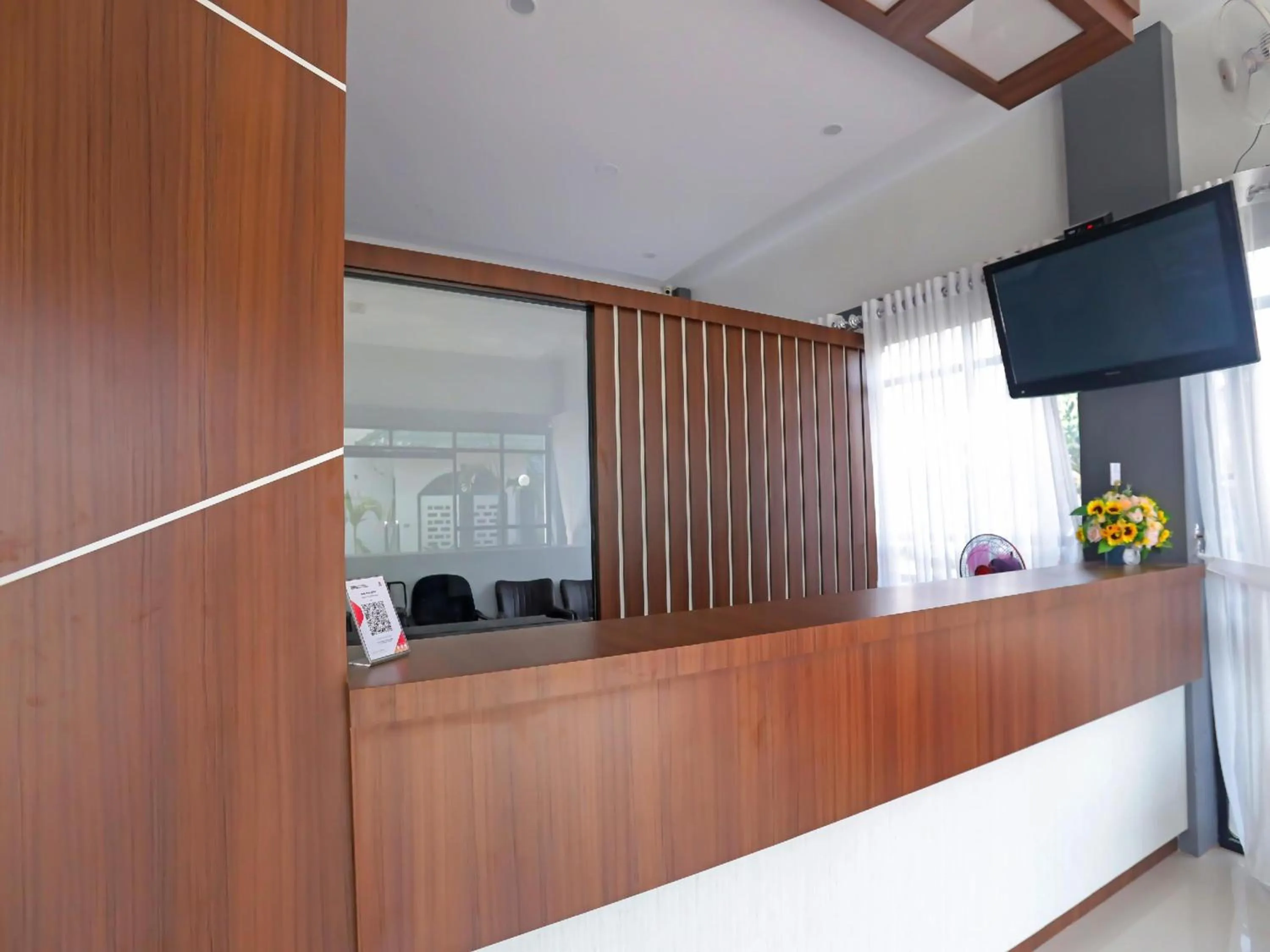 Lobby or reception in Capital O 92096 Kuala Ulee Lheue Residence Syariah