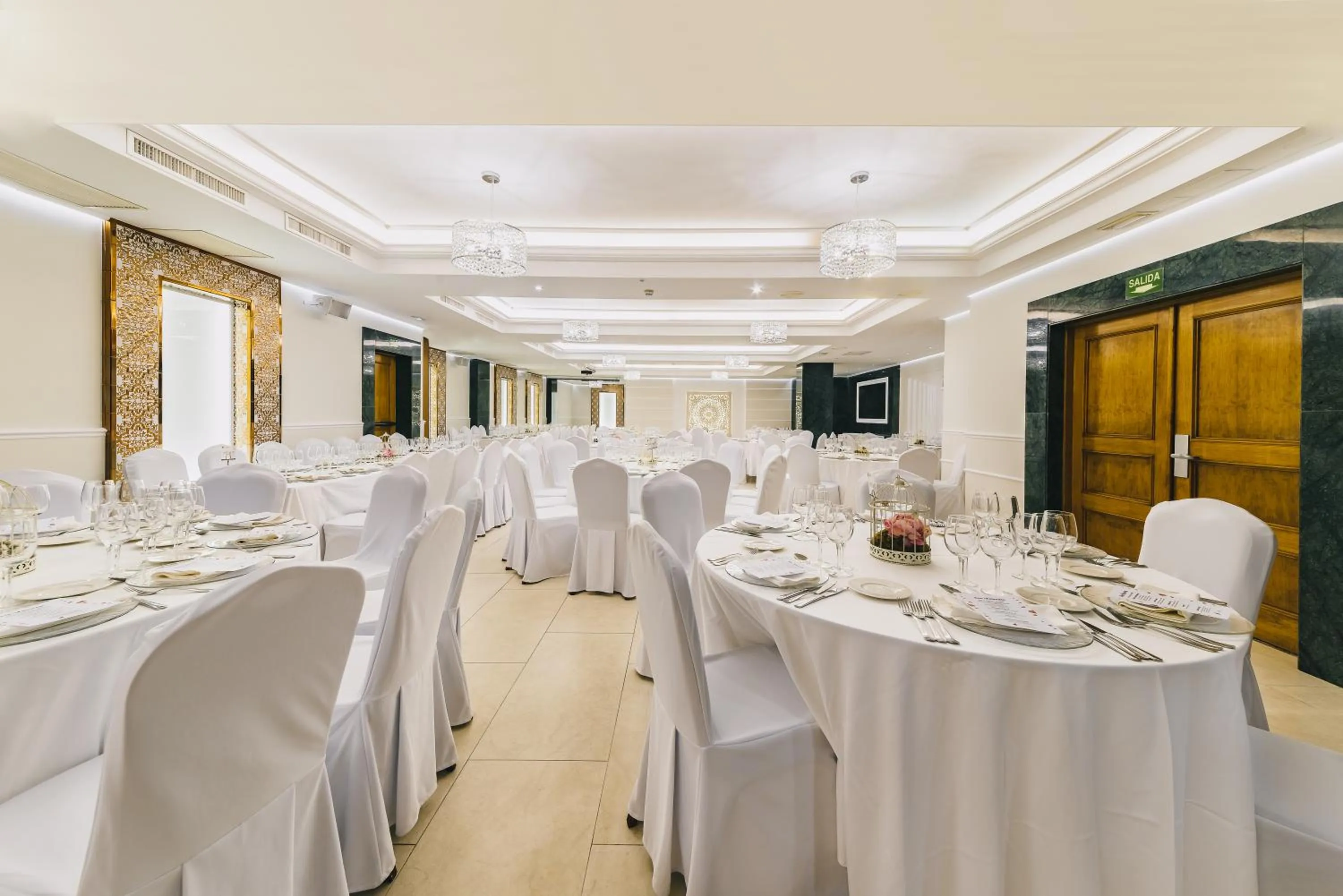 wedding in Nuevo Torreluz