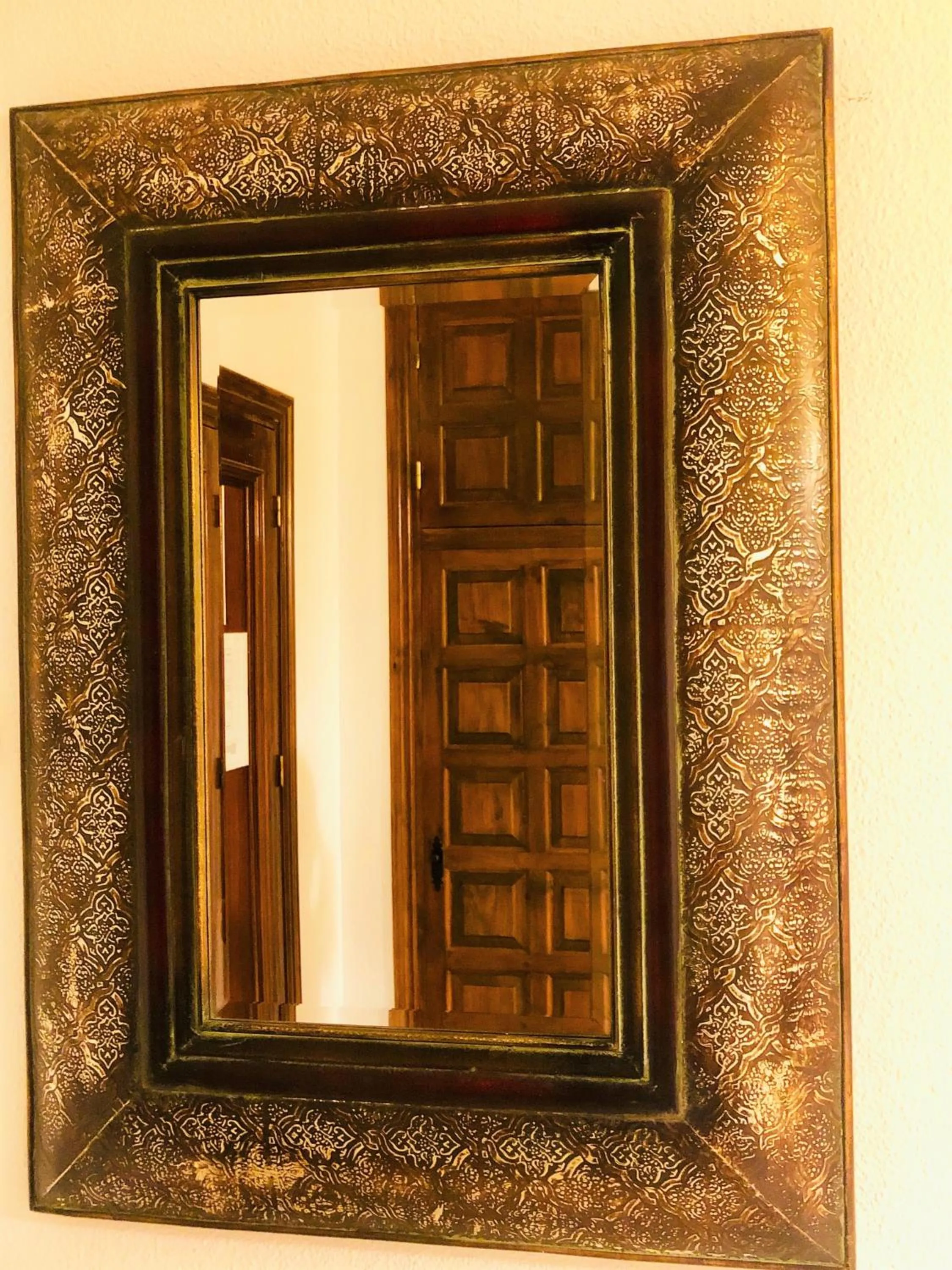 Decorative detail in Hotel Puerta Nazarí