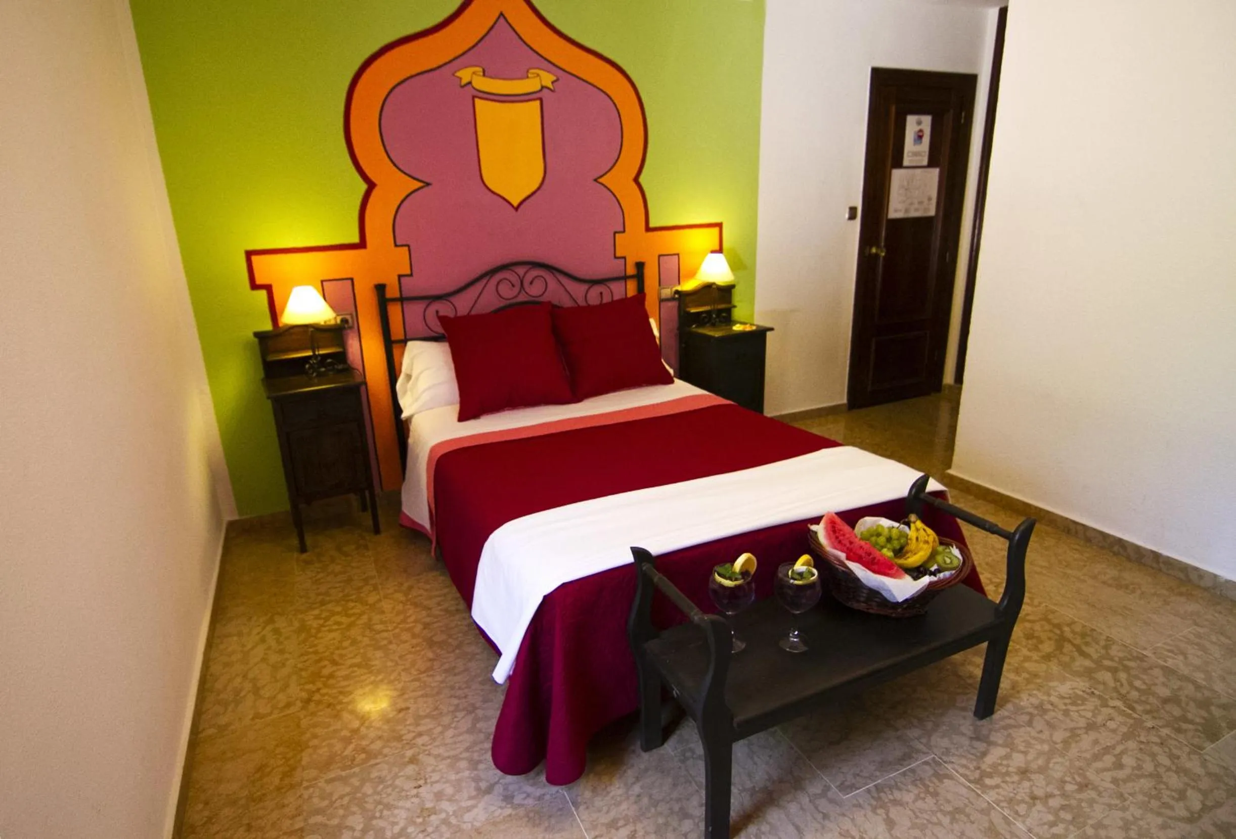 Photo of the whole room, Bed in Hotel Puerta Nazarí
