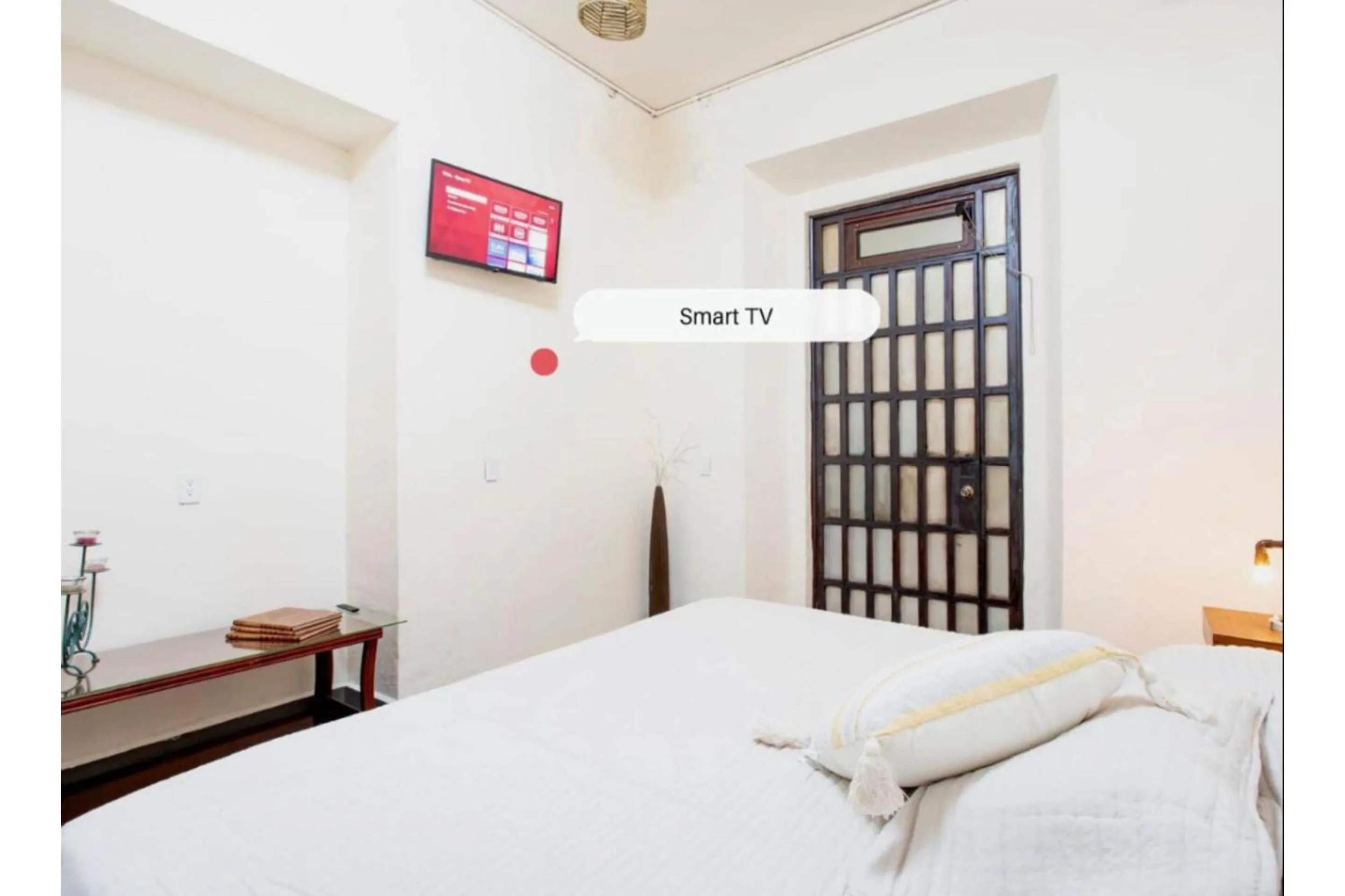 Bedroom in Capital O Mansión Del Tequila