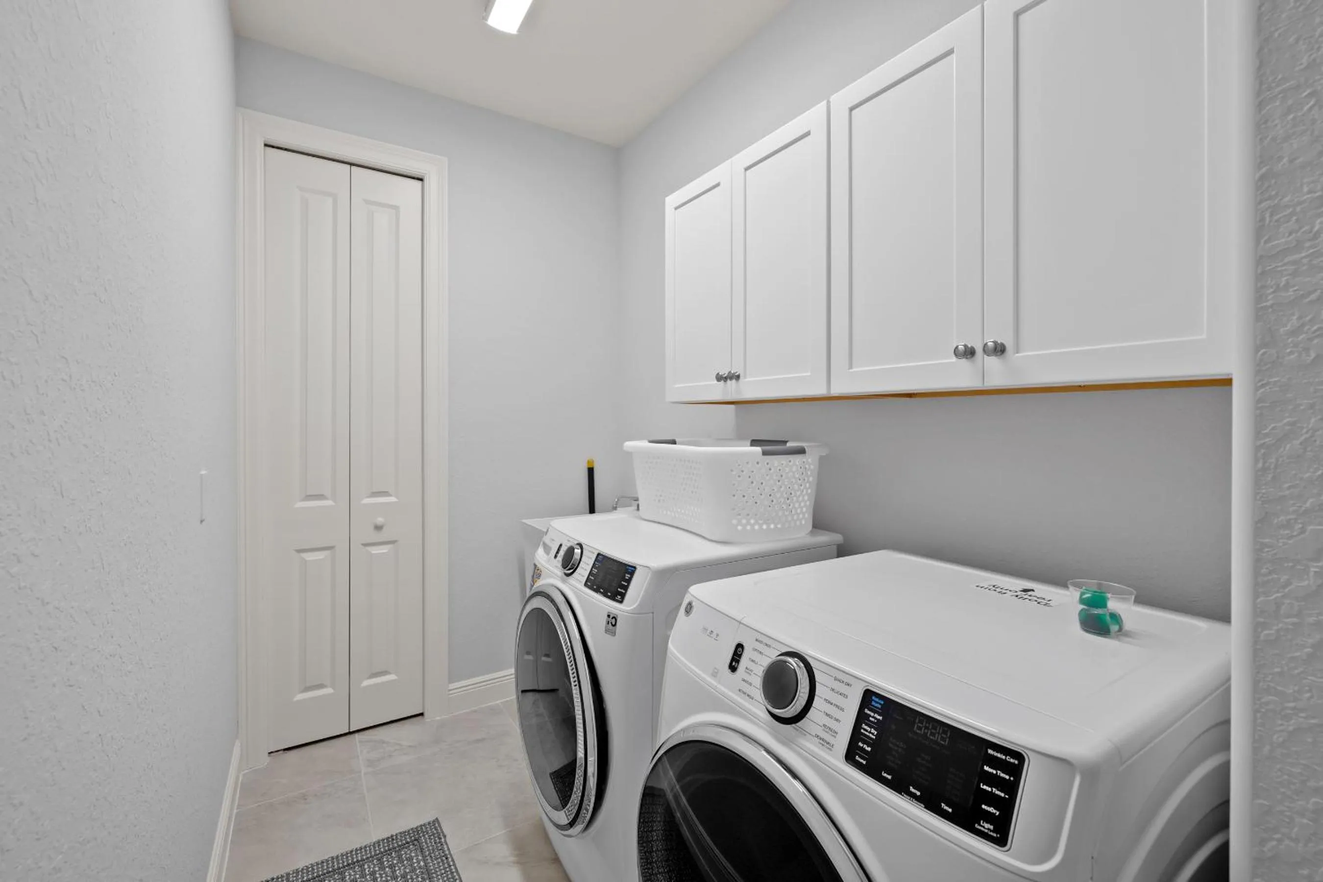 washing machine in Absolutely stunning home that truly embodies Florida living, Villa Blue Starfish