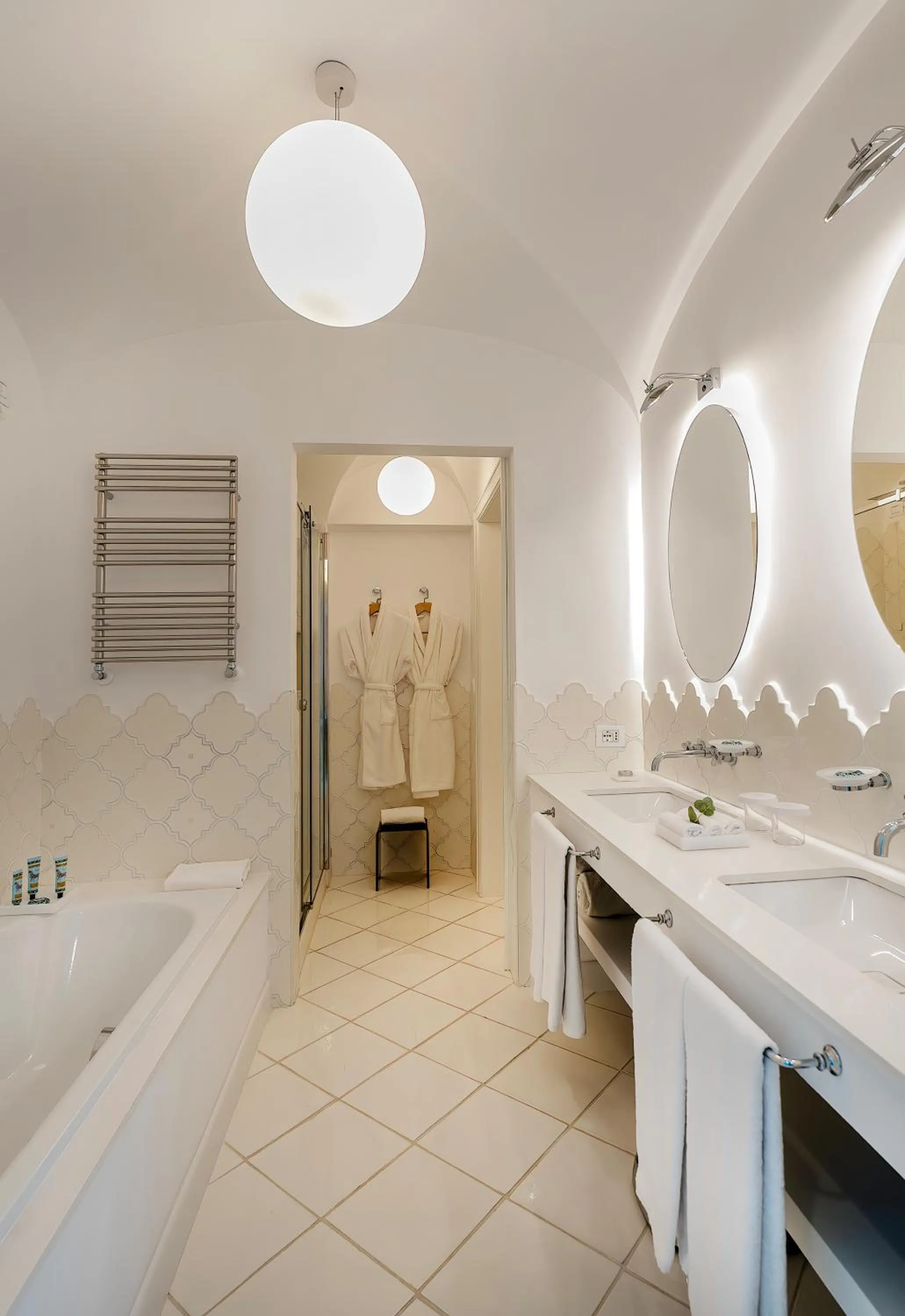 Bathroom in Furore Grand Hotel