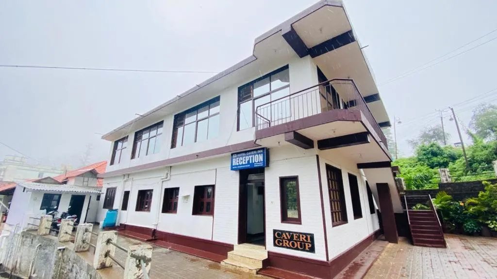Hotel Caveri Inn