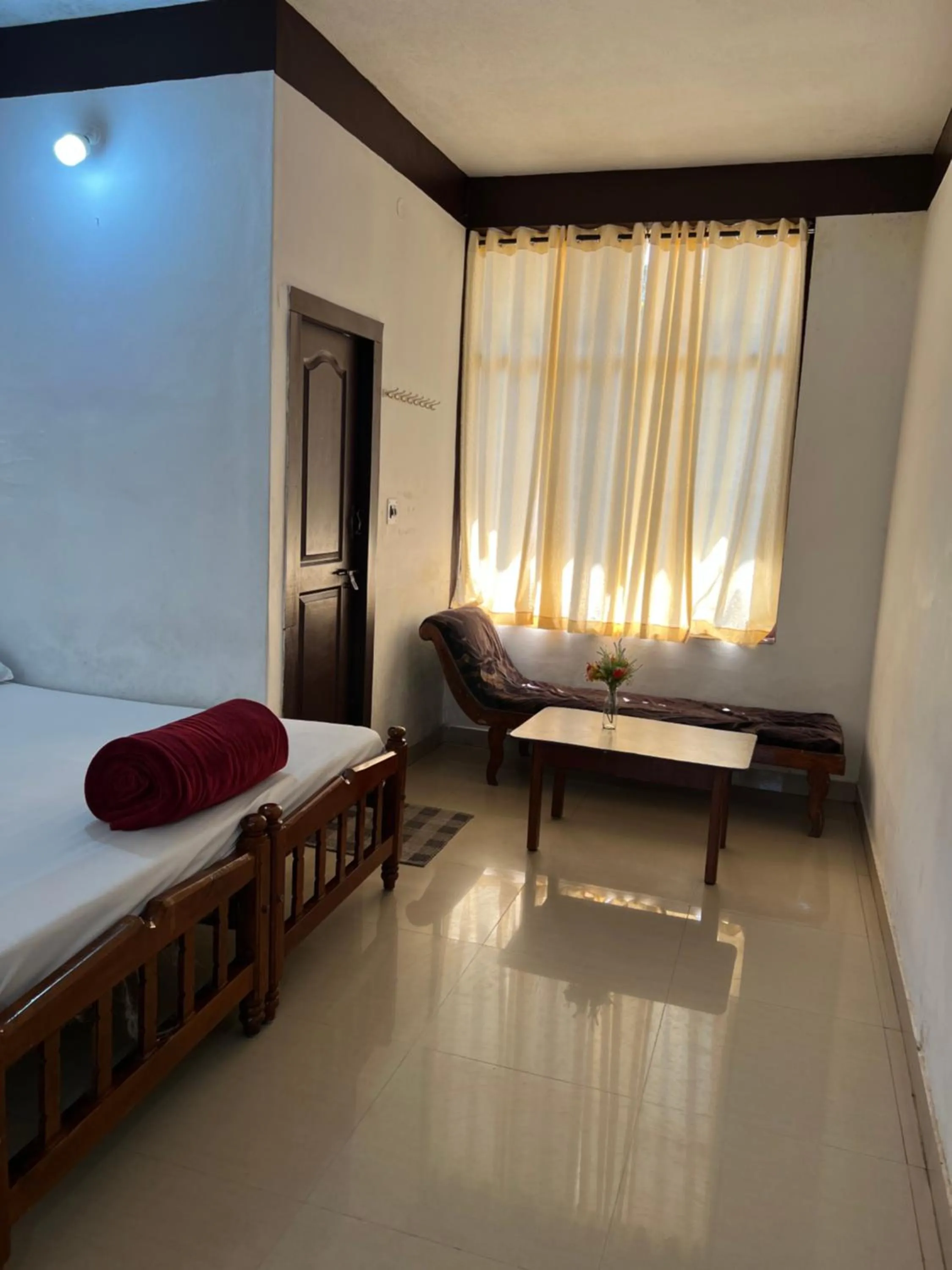 Bed in Hotel Caveri Inn