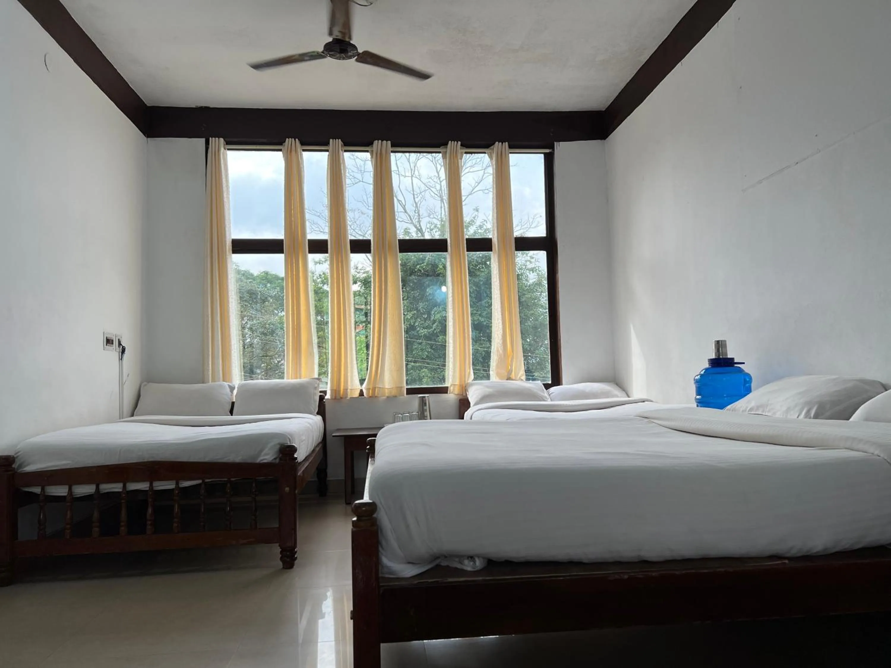 Bed in Hotel Caveri Inn