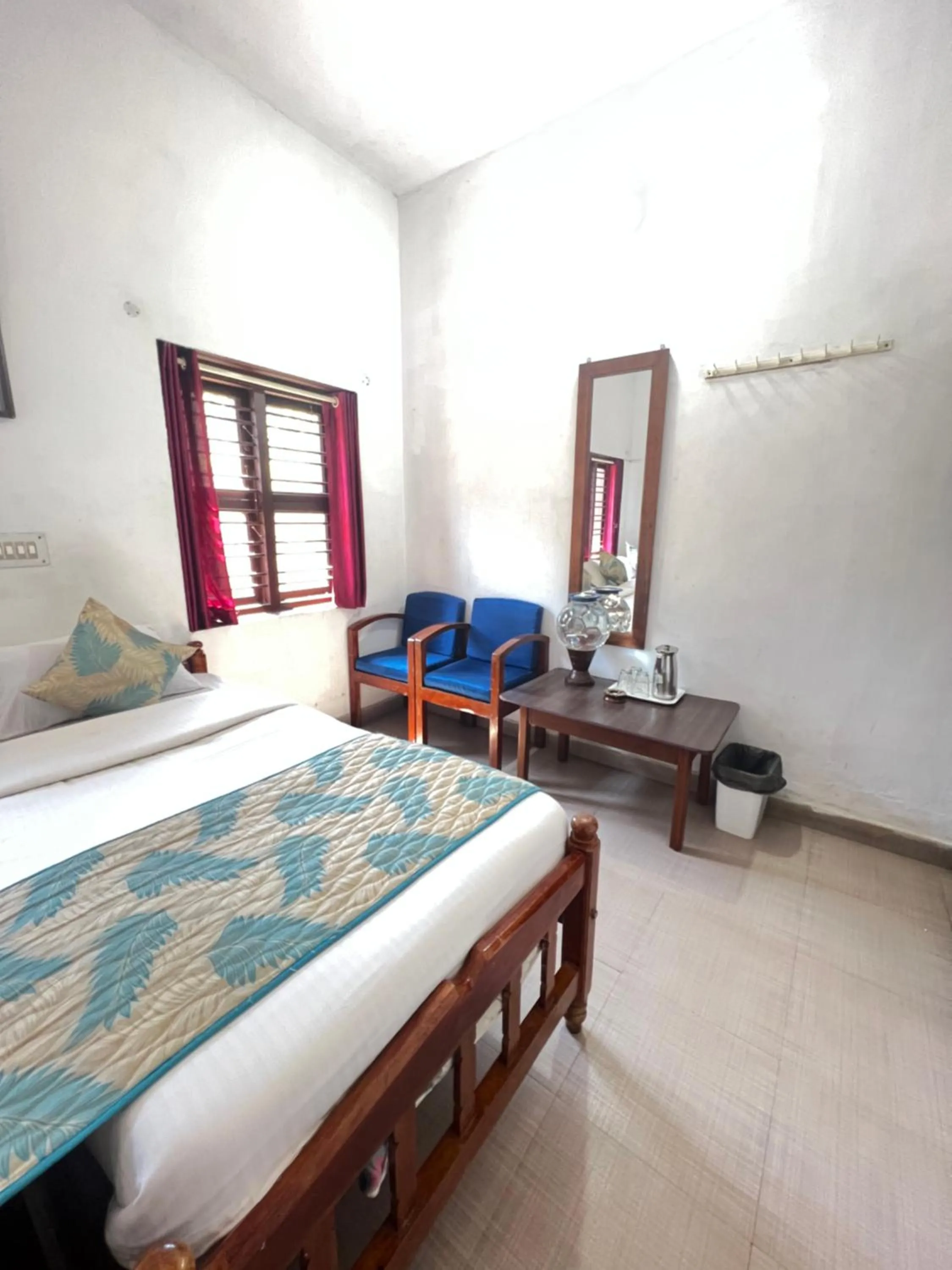 Bed in Hotel Caveri Inn