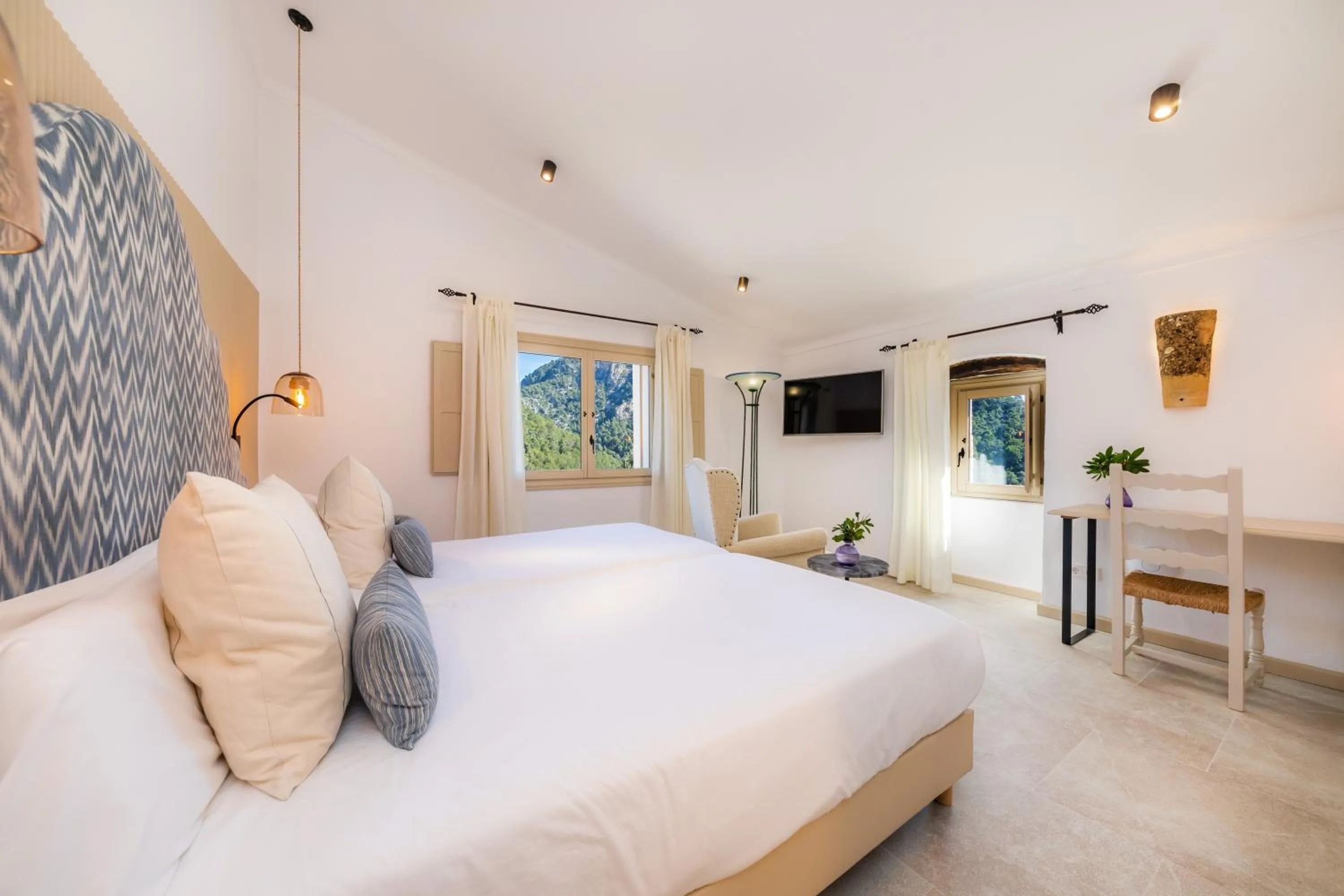 Bedroom in Finca Albellons