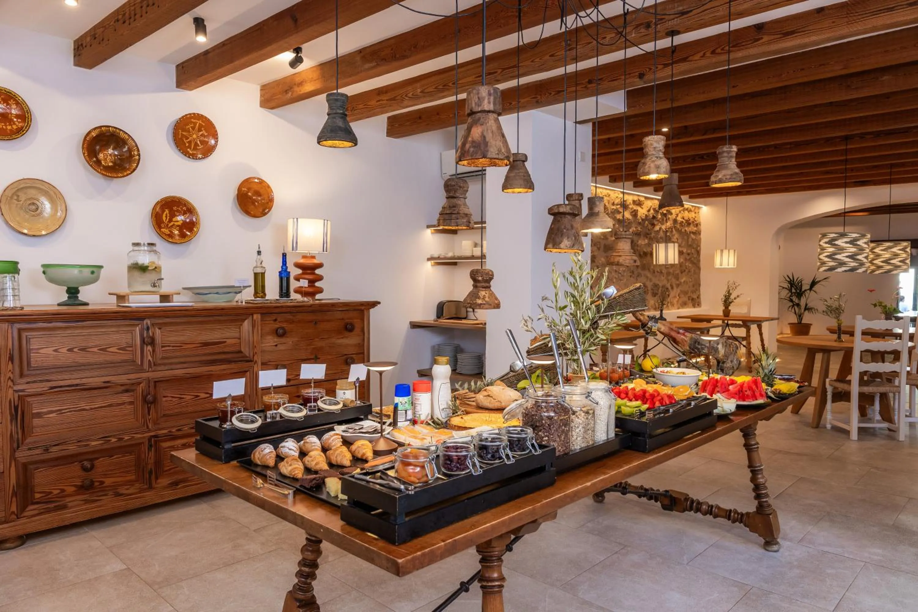 Food and drinks in Finca Albellons