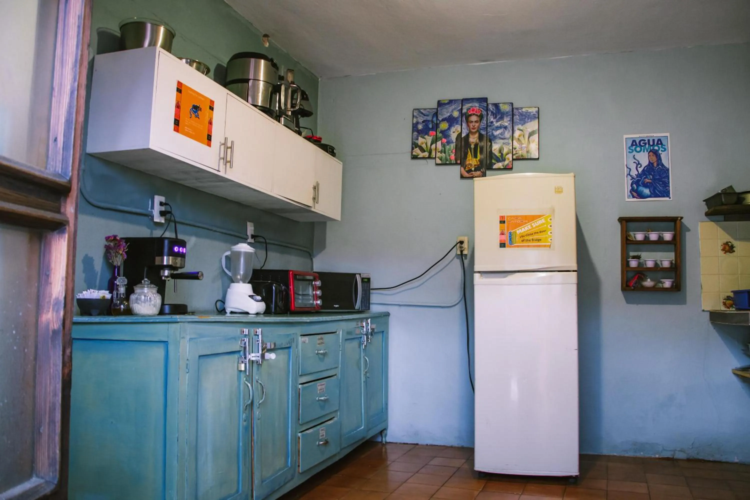 Coffee/tea facilities in Casa Satoshi